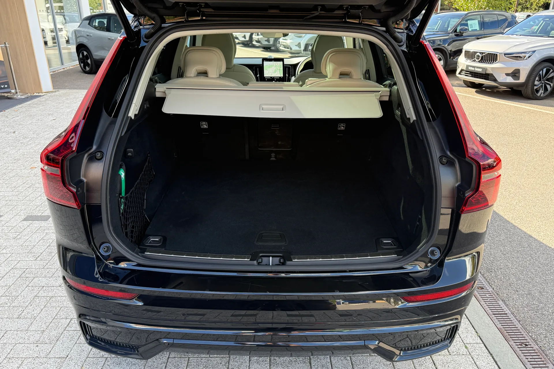 Volvo XC60 thumbnail image number 20