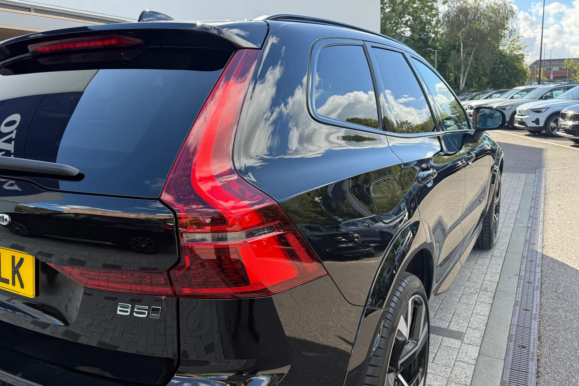 Volvo XC60 thumbnail image number 17