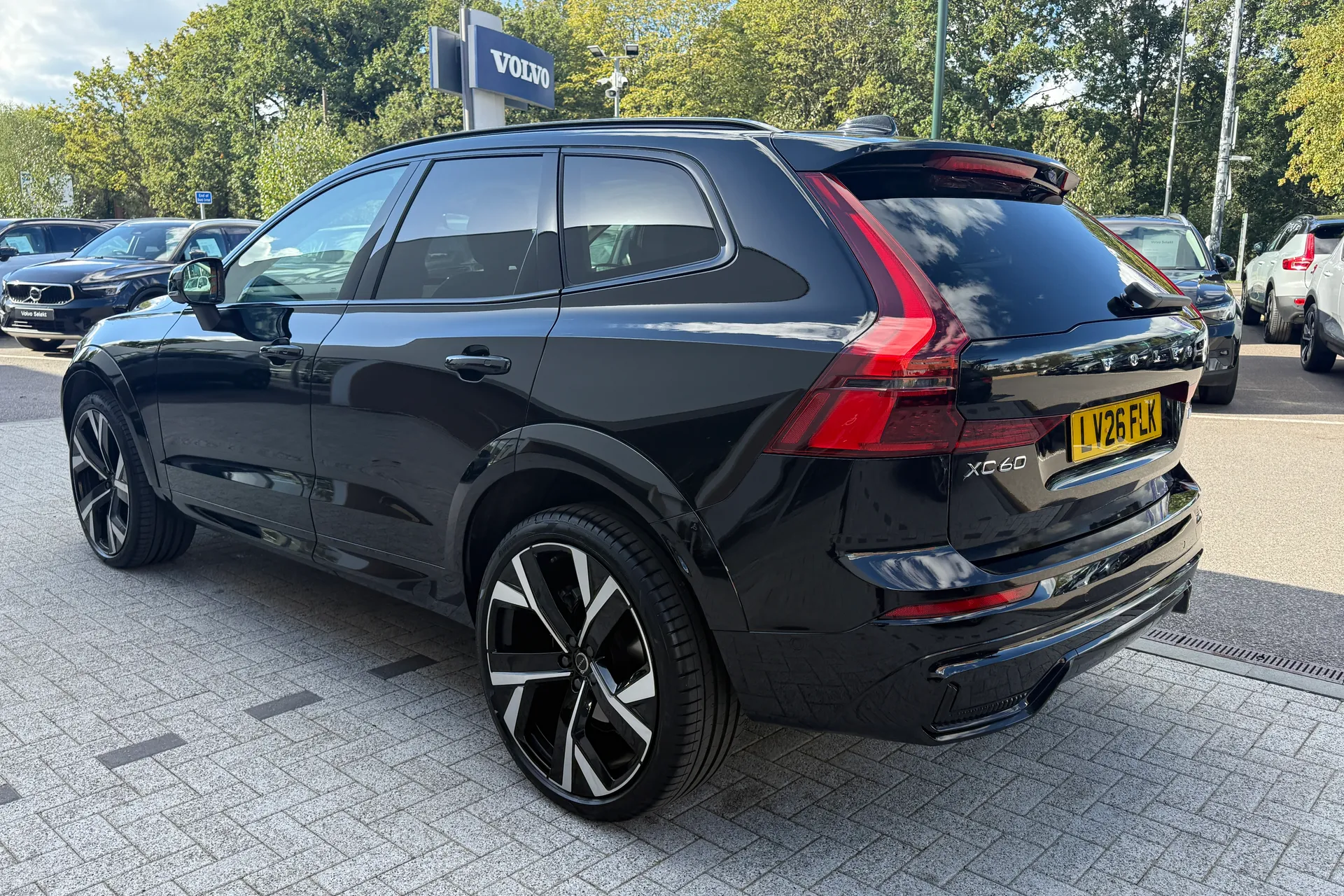 Volvo XC60 thumbnail image number 10