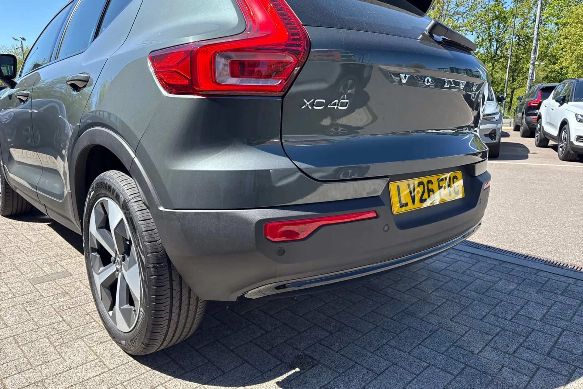 Volvo XC40 thumbnail image number 17