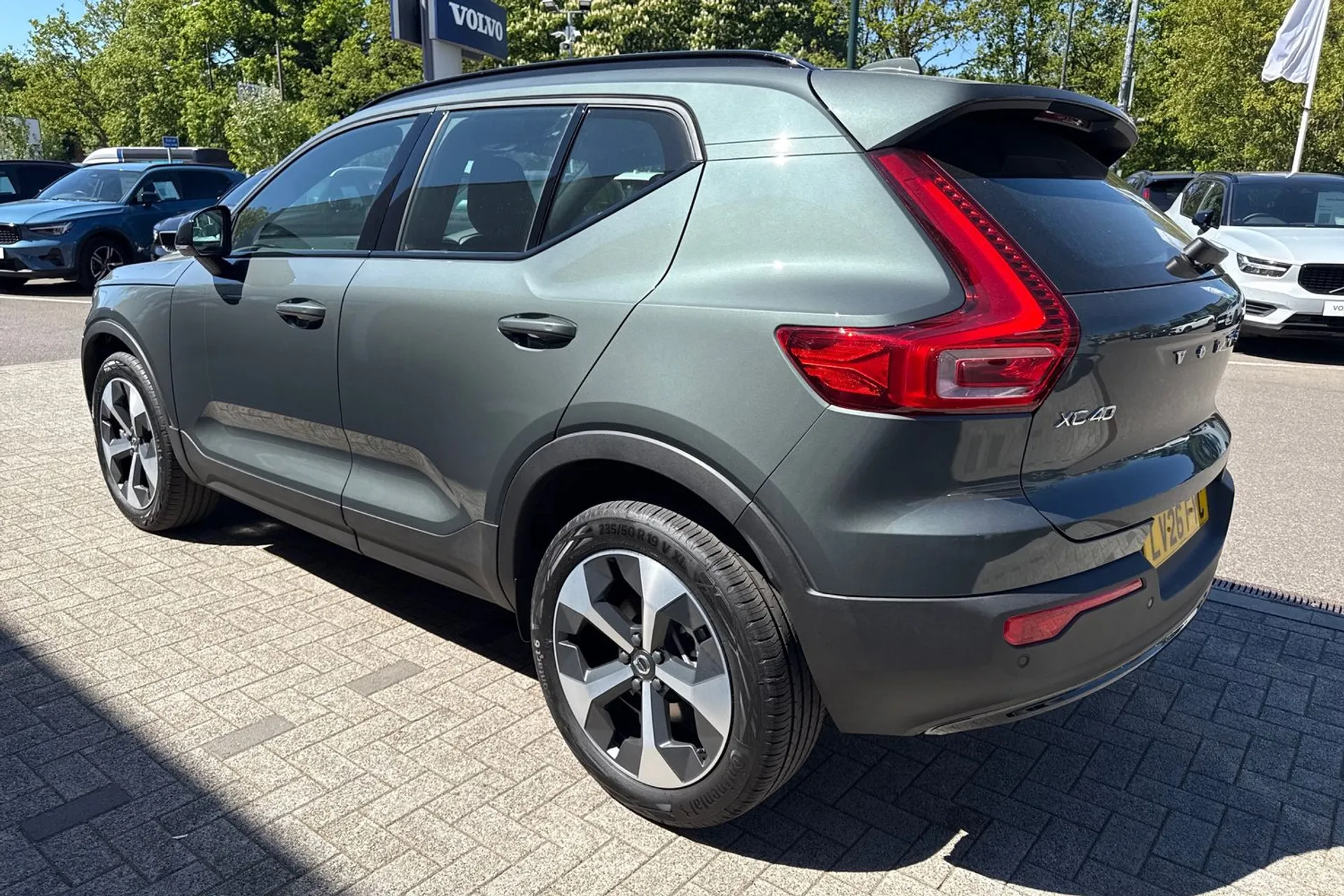 Volvo XC40 thumbnail image number 9