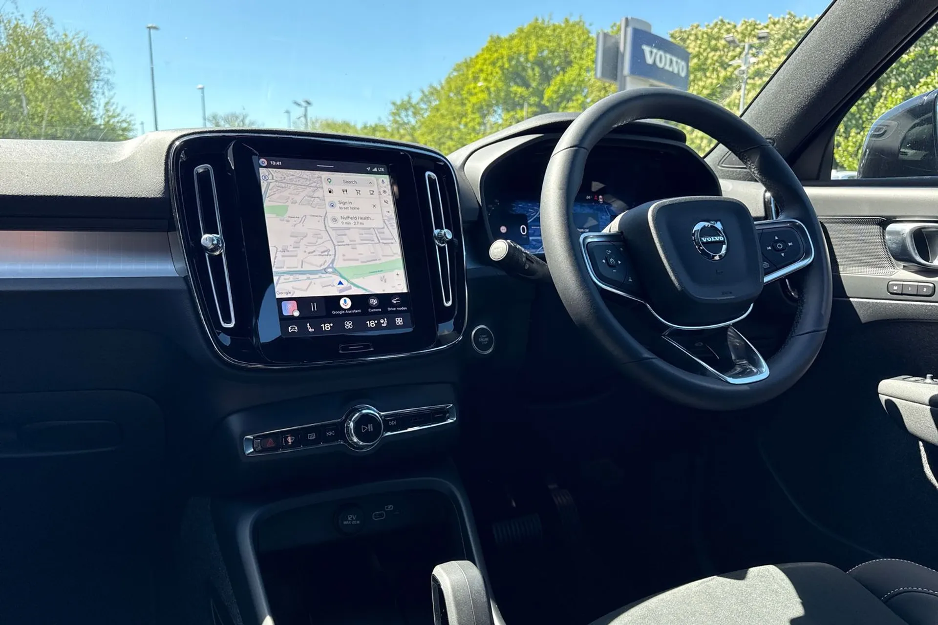 Volvo XC40 thumbnail image number 35