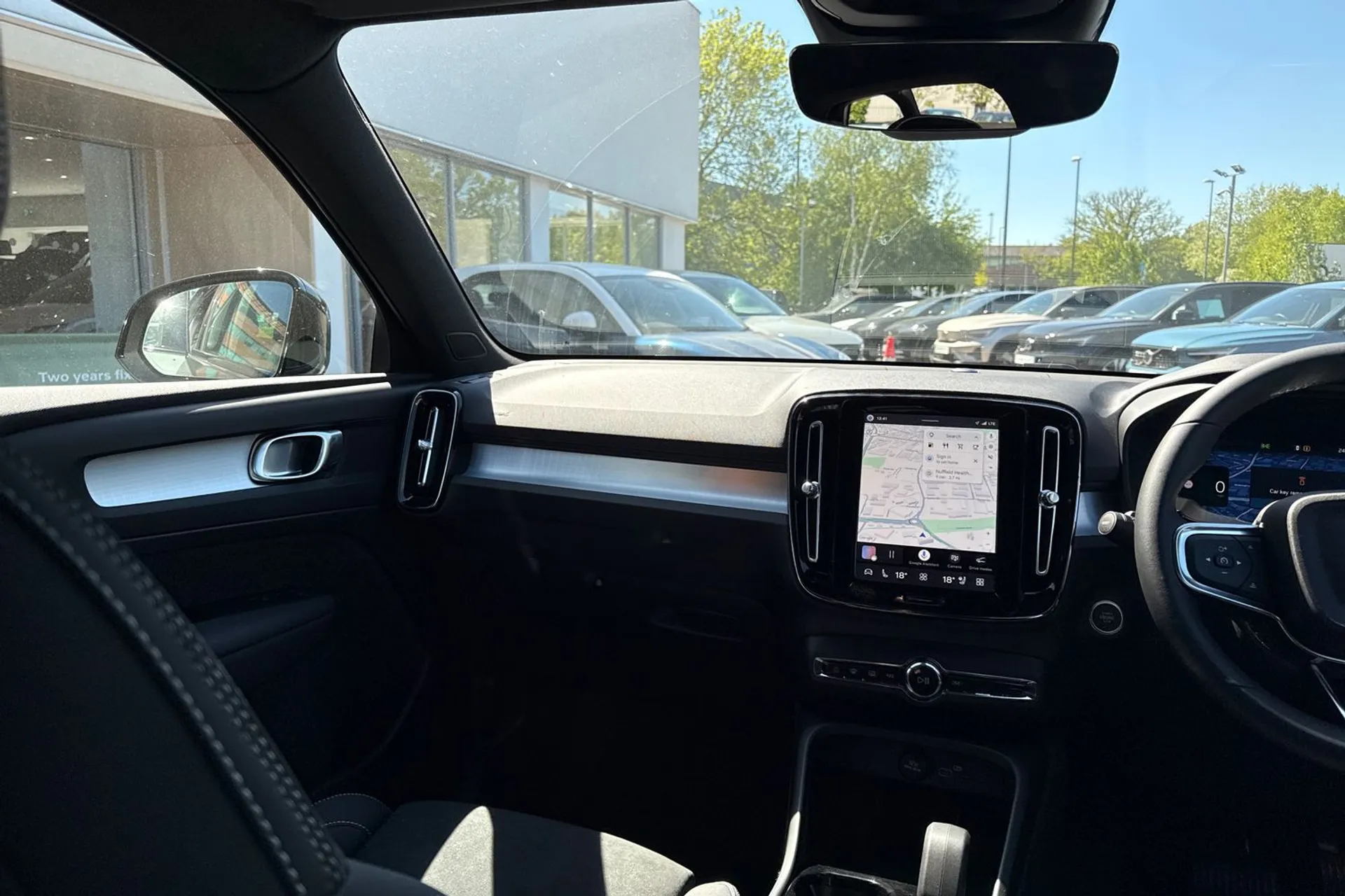 Volvo XC40 thumbnail image number 32