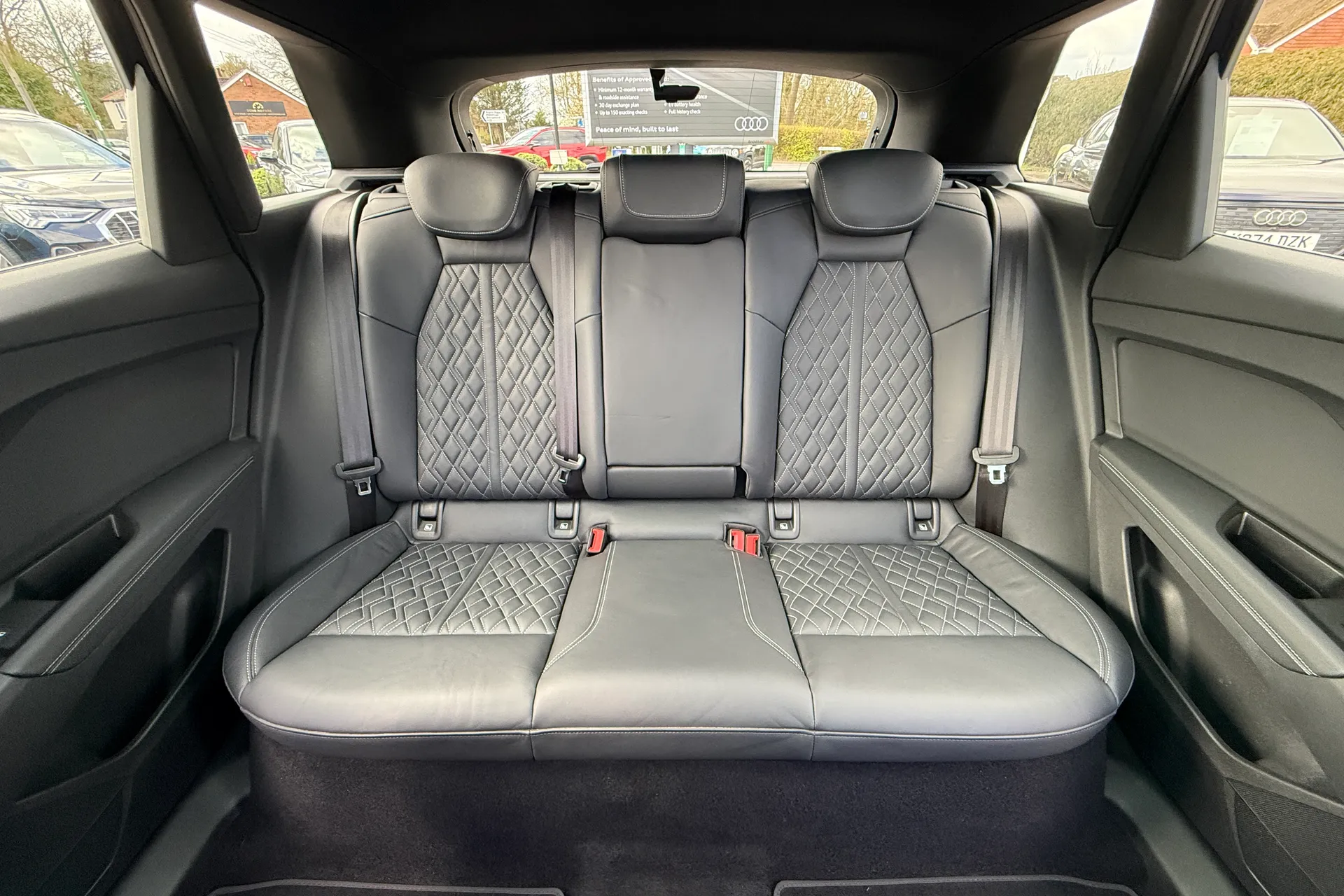 Audi Q4 thumbnail image number 48