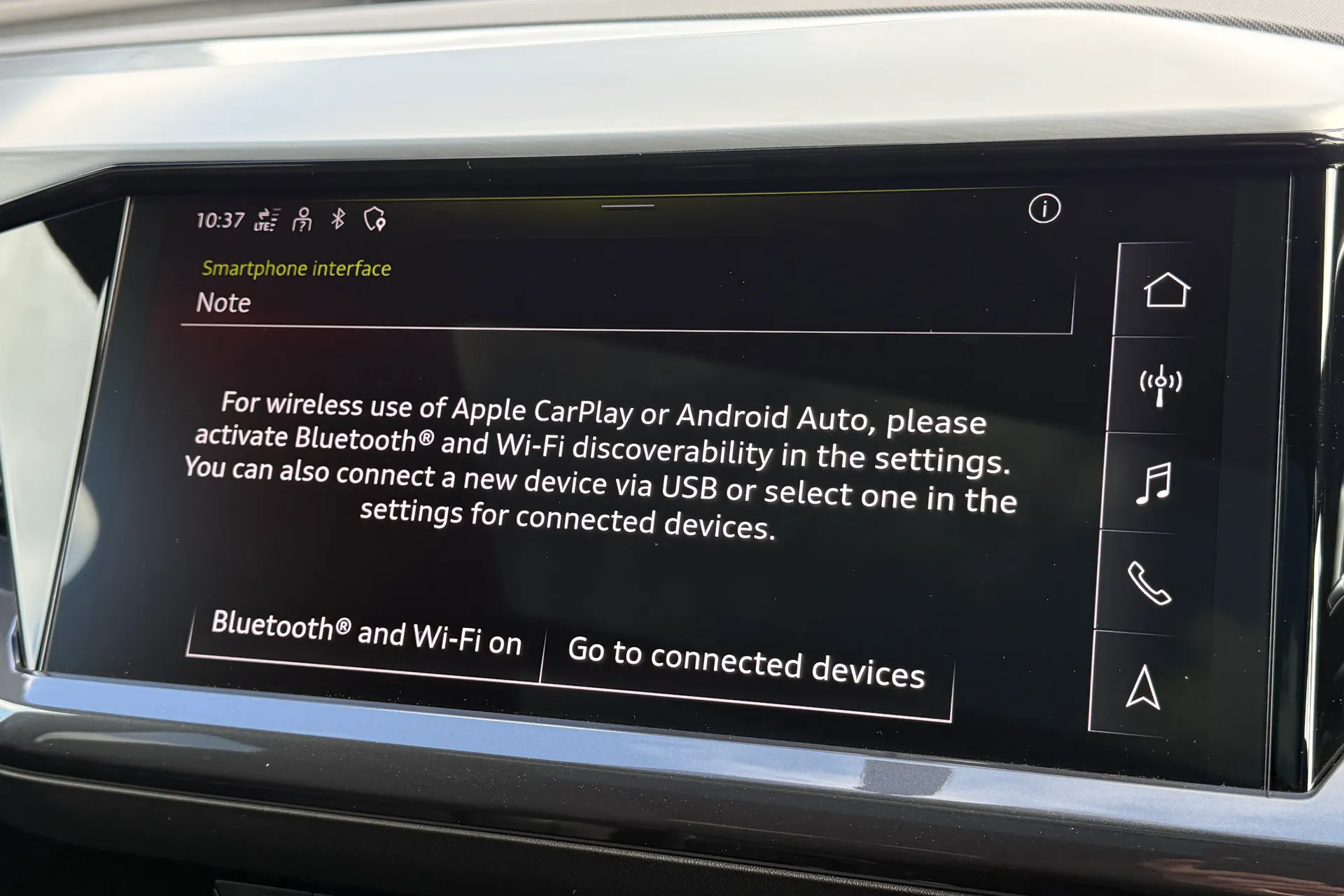 Audi Q4 thumbnail image number 16