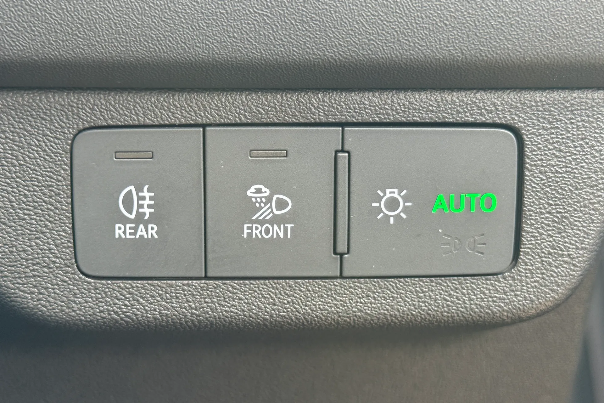 Audi Q4 thumbnail image number 29