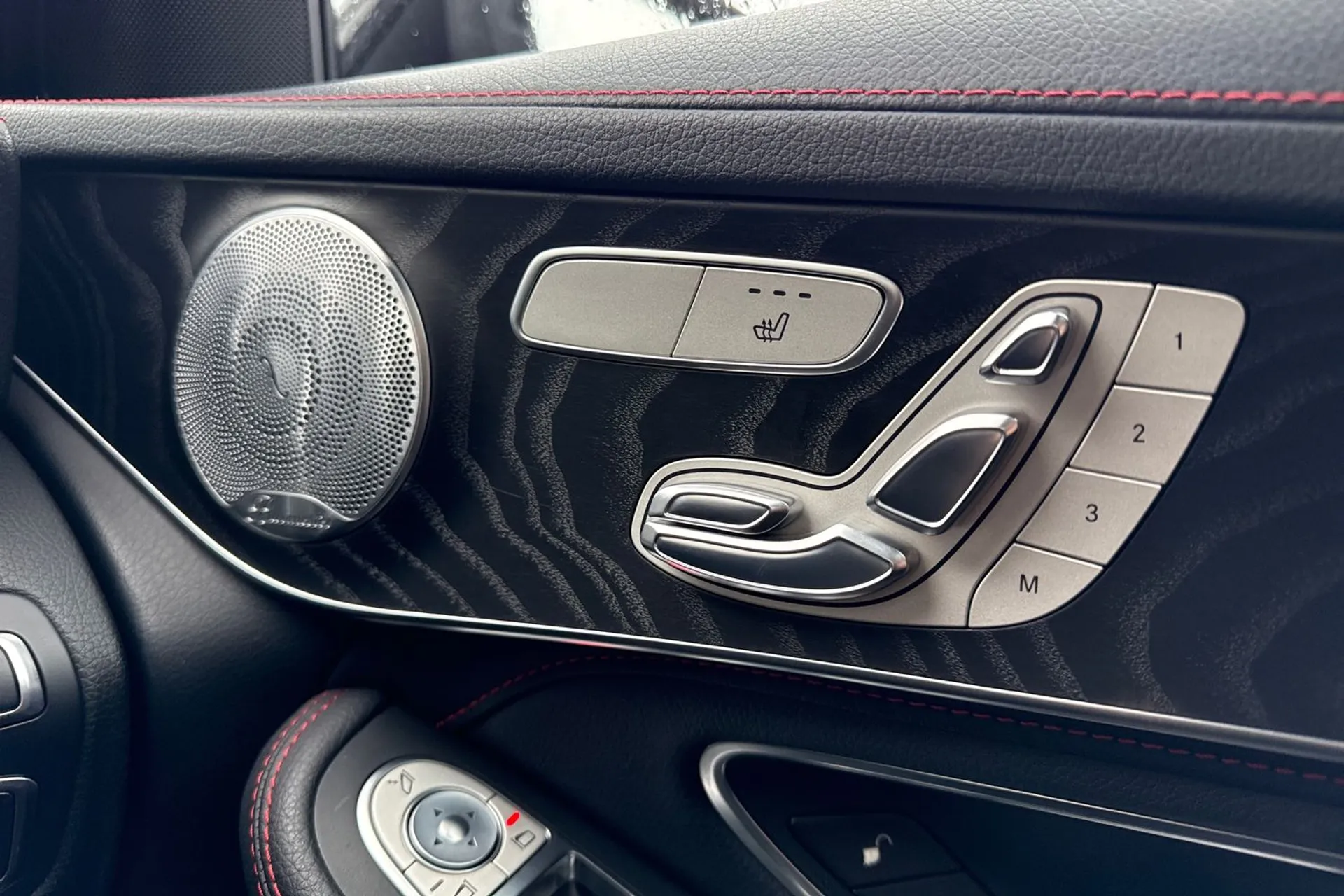 MERCEDES-BENZ GLC thumbnail image number 41