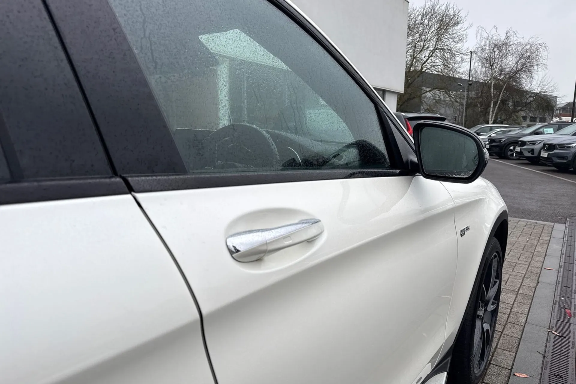 MERCEDES-BENZ GLC thumbnail image number 18