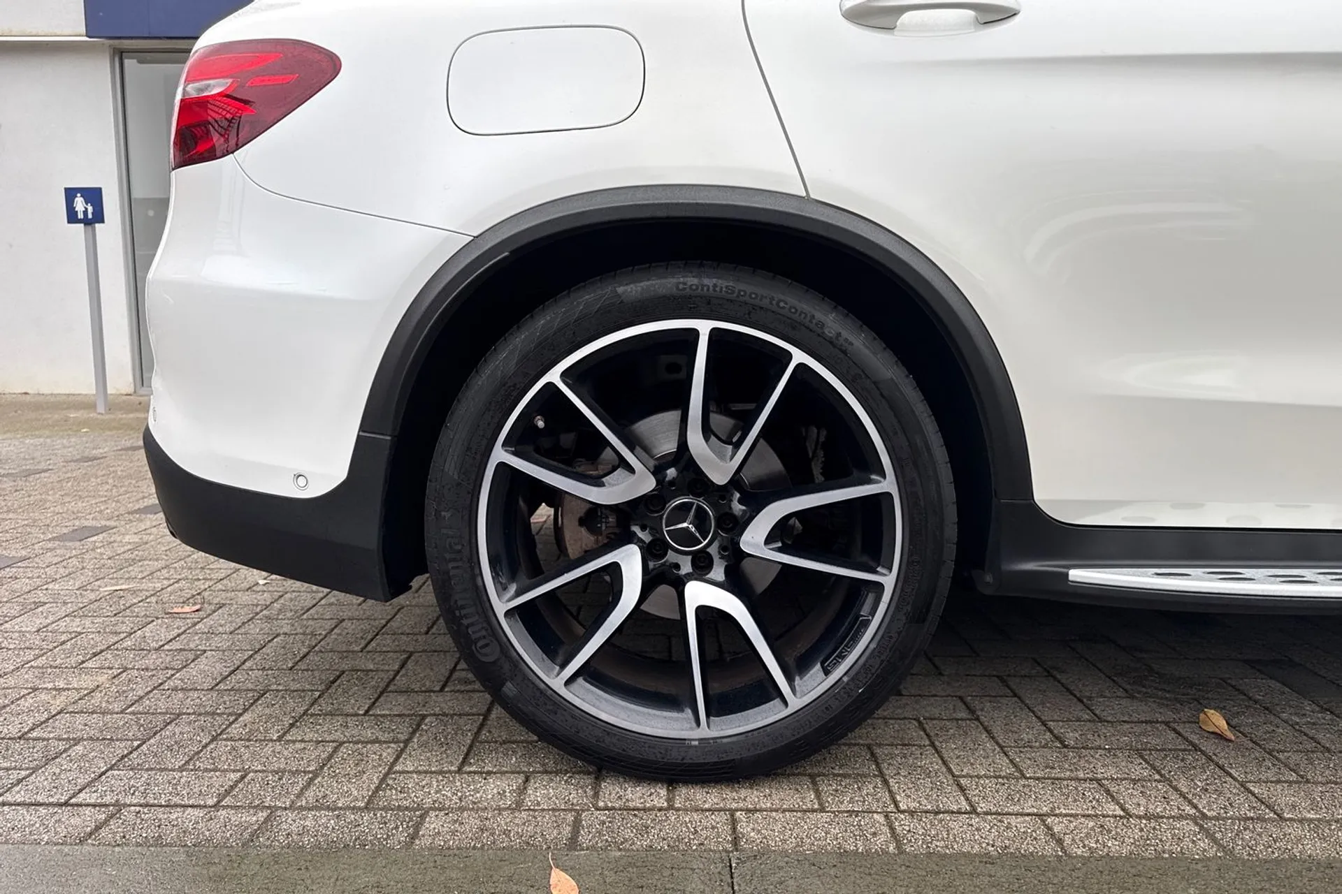 MERCEDES-BENZ GLC thumbnail image number 15