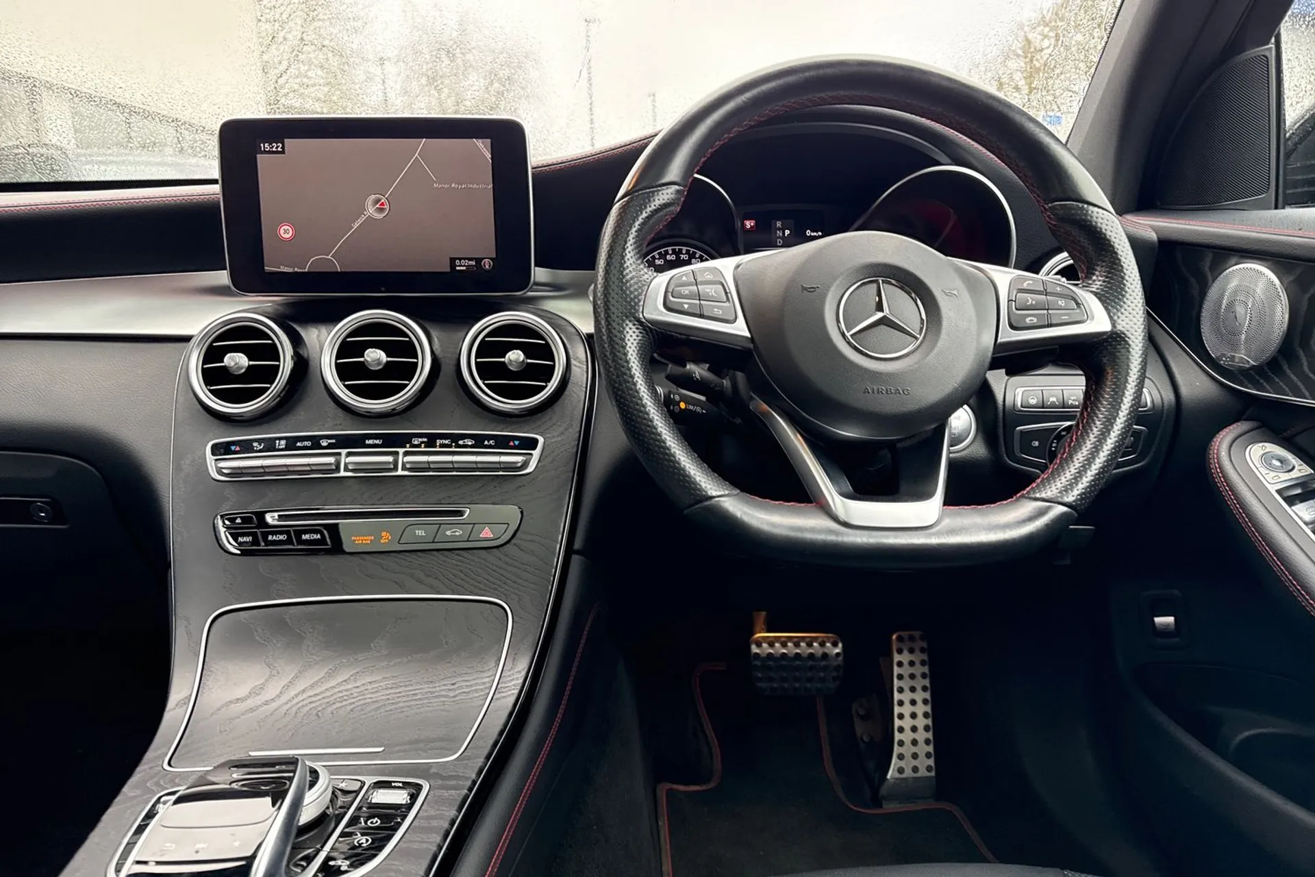 MERCEDES-BENZ GLC thumbnail image number 35