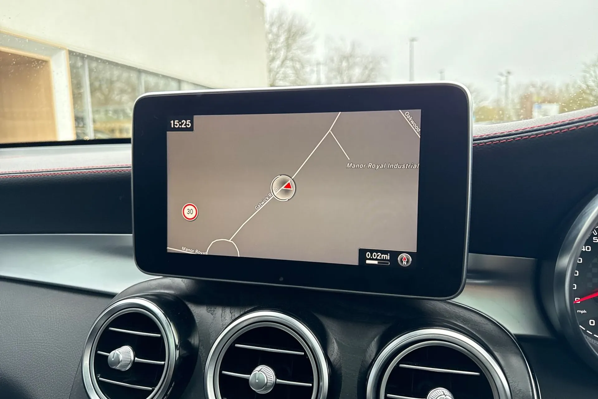 MERCEDES-BENZ GLC thumbnail image number 6