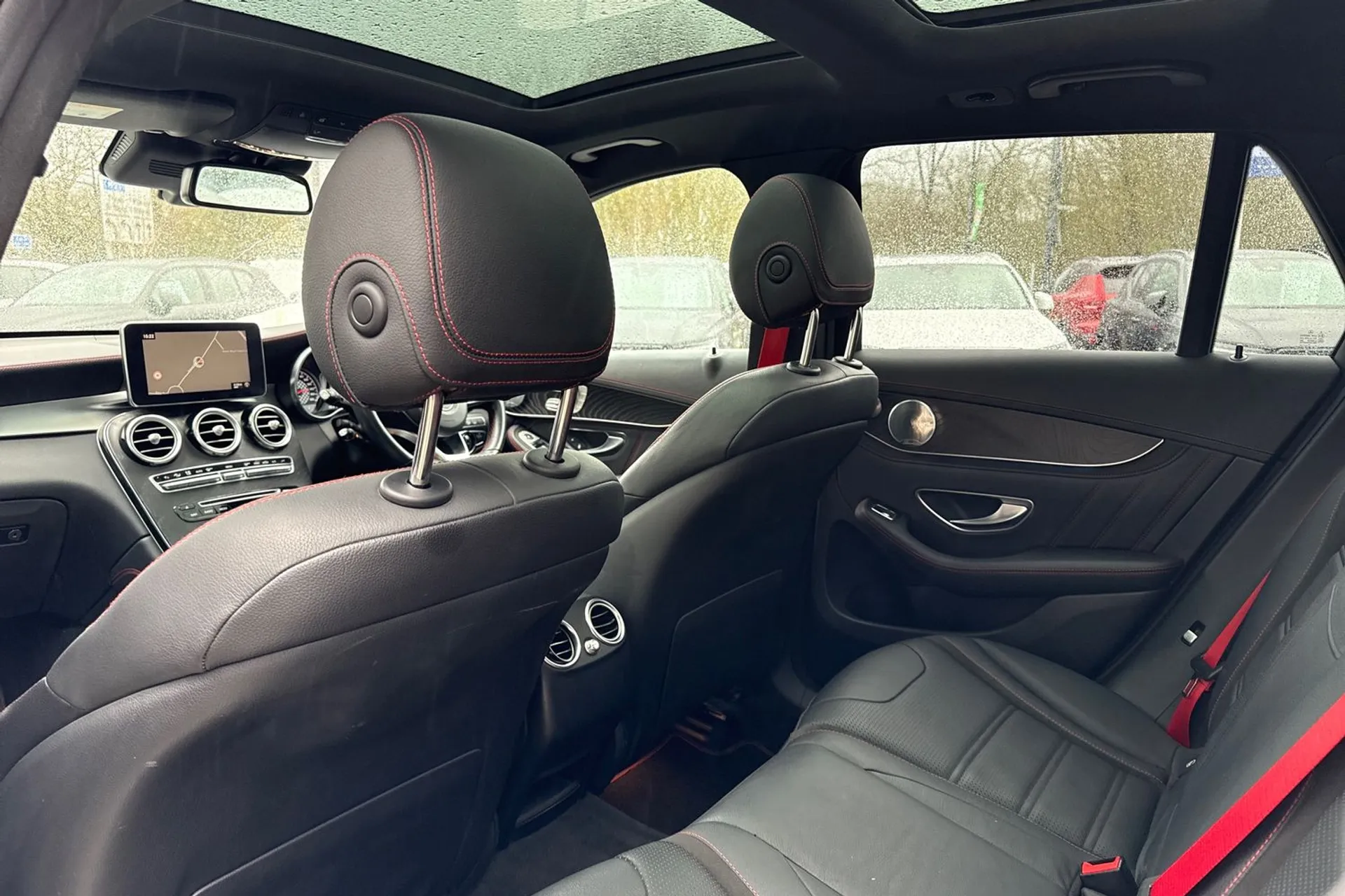 MERCEDES-BENZ GLC thumbnail image number 32