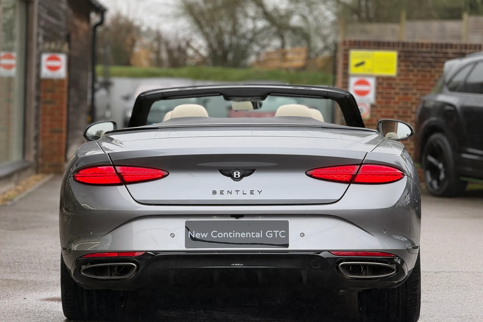 Bentley CONTINENTAL GTC thumbnail image number 5