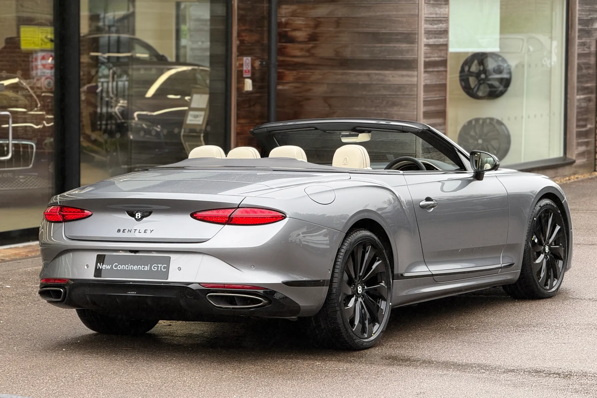 Bentley CONTINENTAL GTC thumbnail image number 6