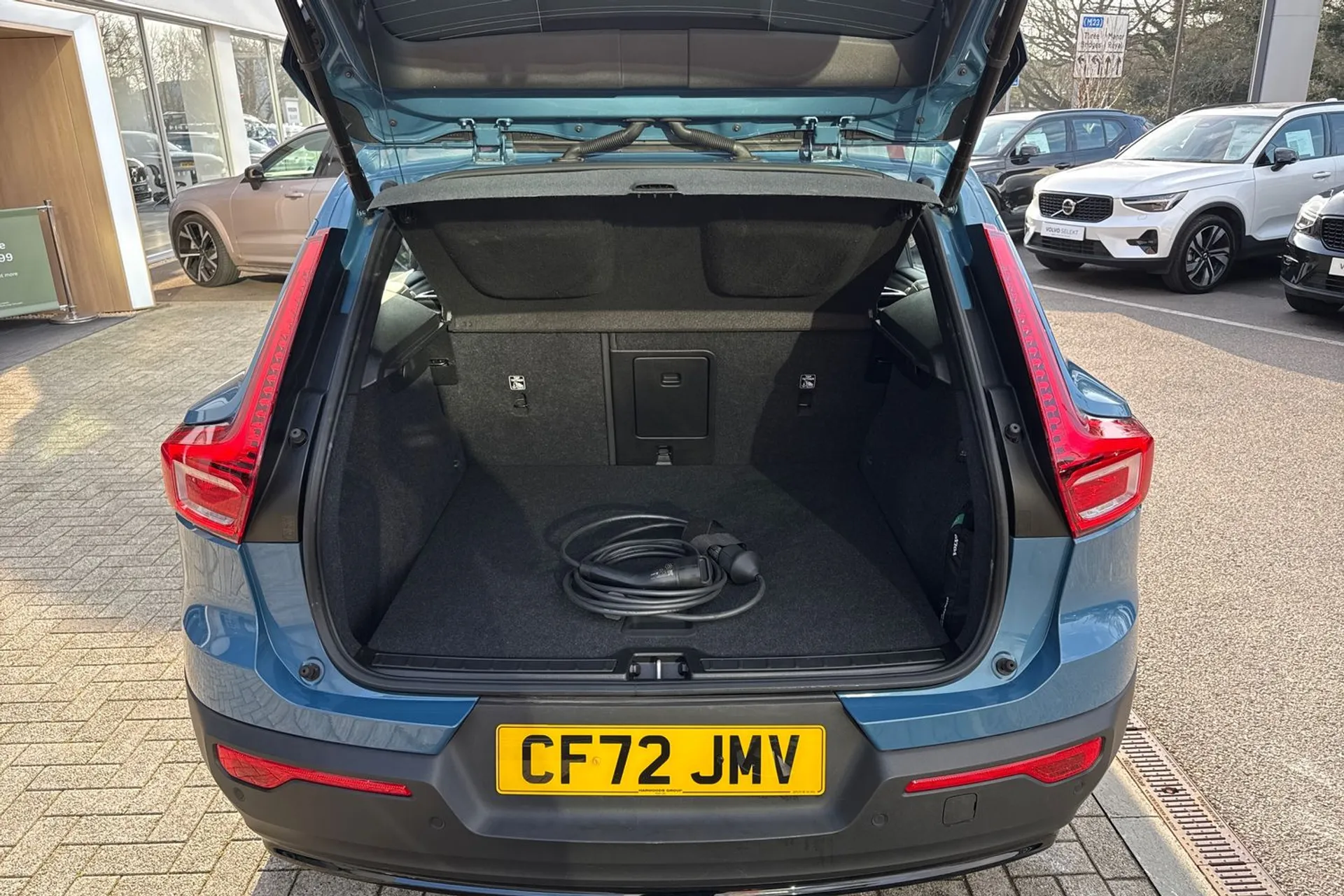 Volvo XC40 thumbnail image number 20