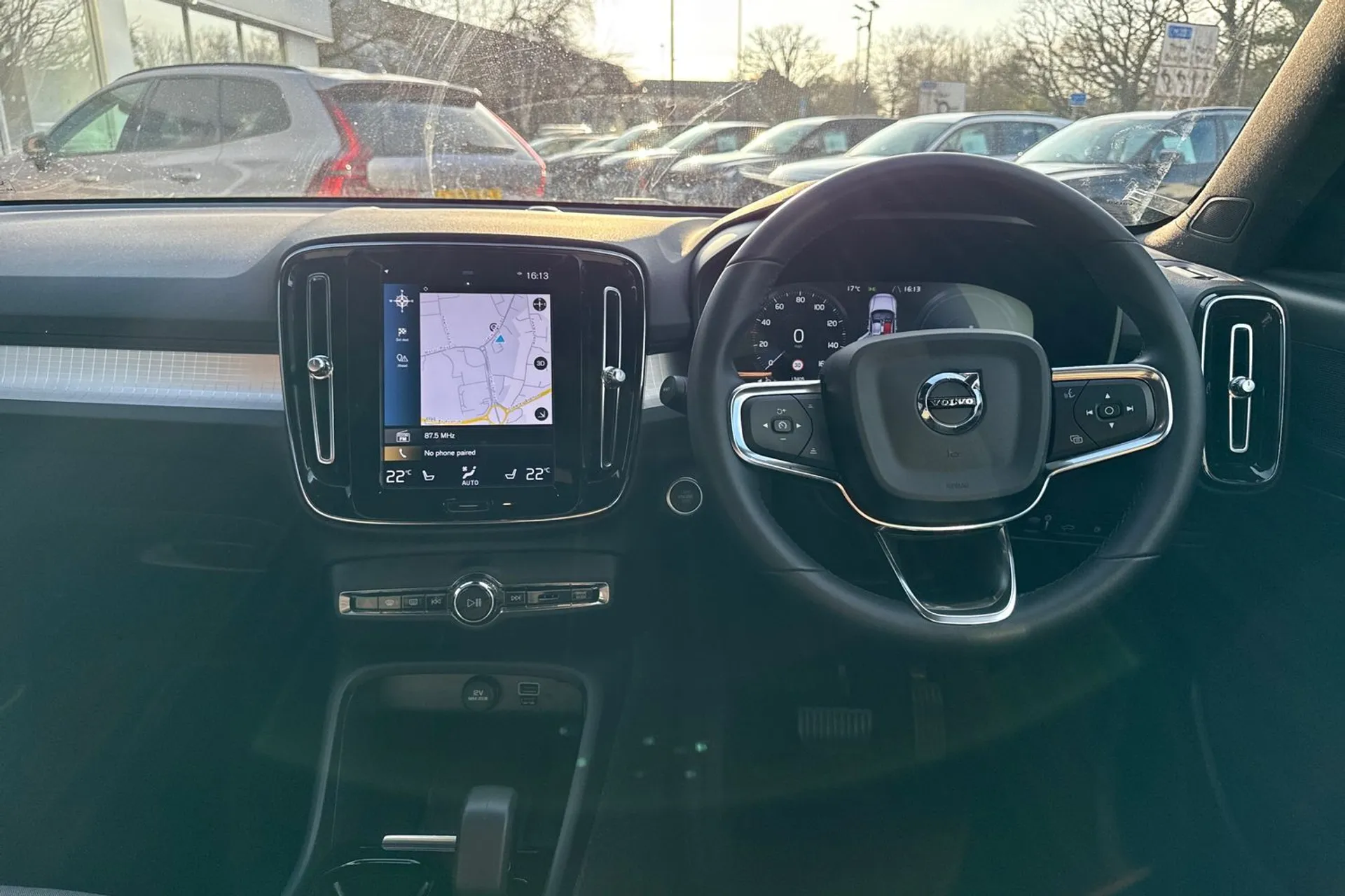 Volvo XC40 thumbnail image number 34