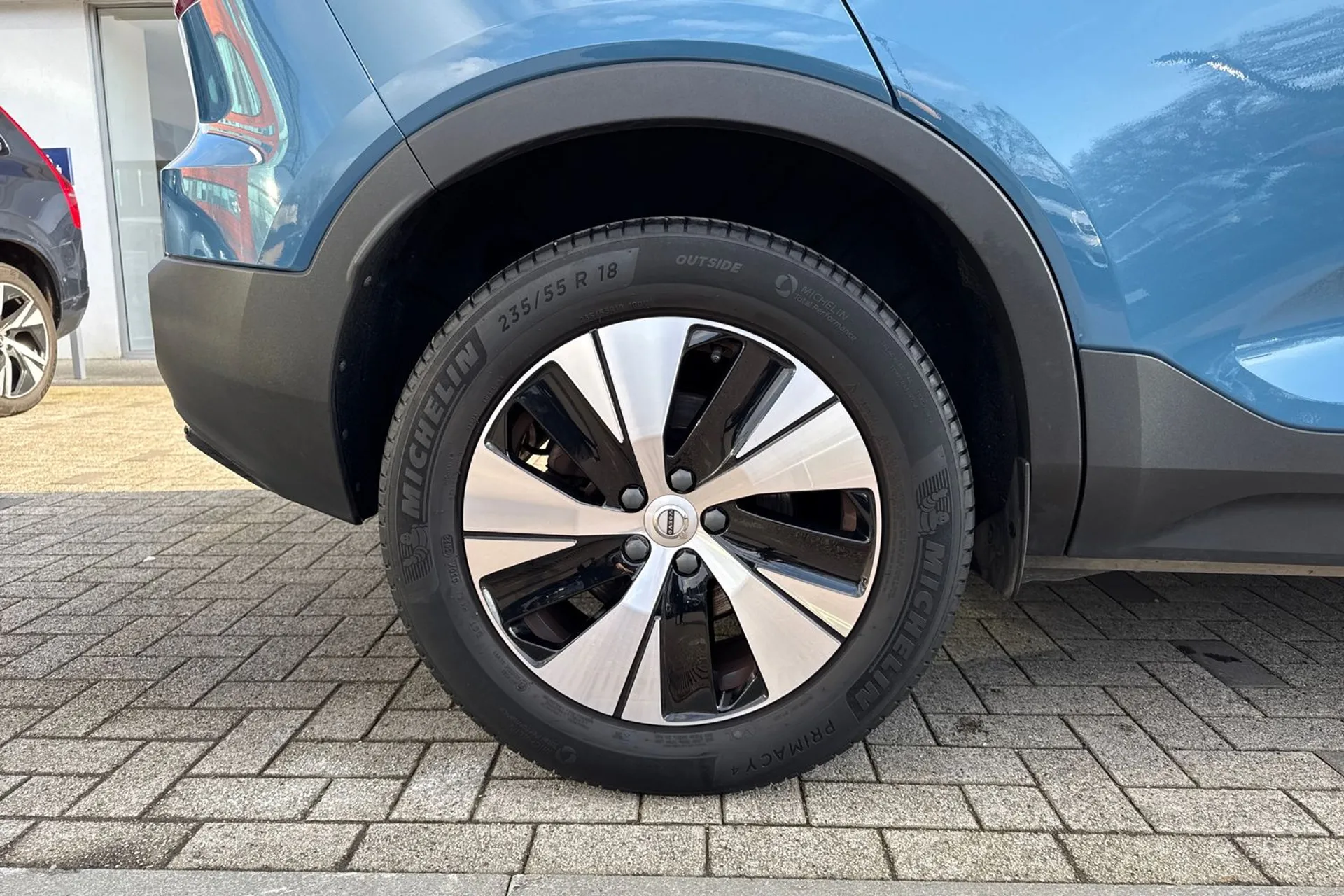 Volvo XC40 thumbnail image number 14