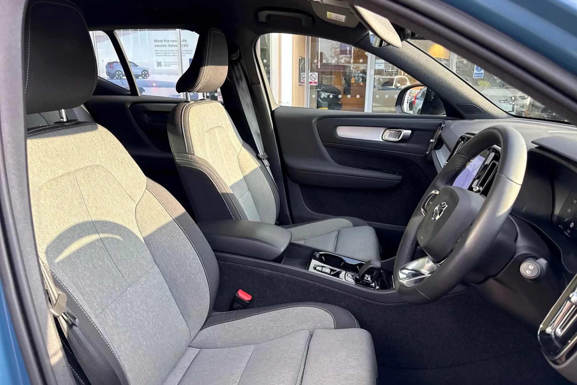 Volvo XC40 thumbnail image number 26