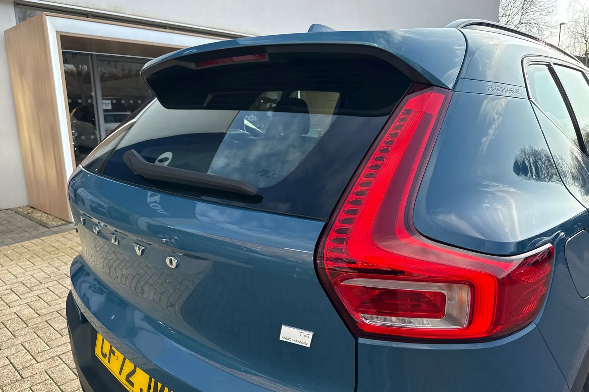 Volvo XC40 thumbnail image number 16