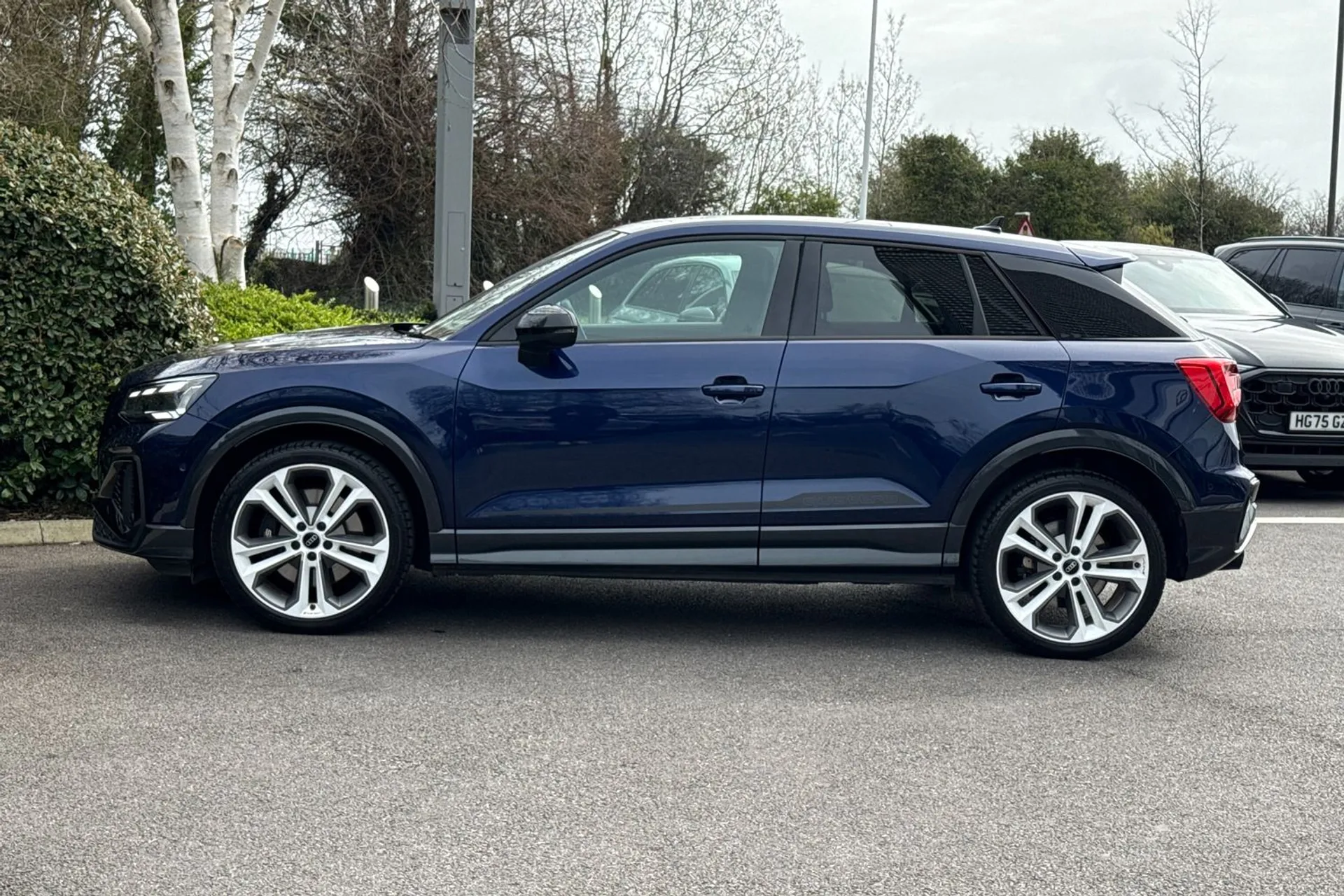 Audi Q2 thumbnail image number 18