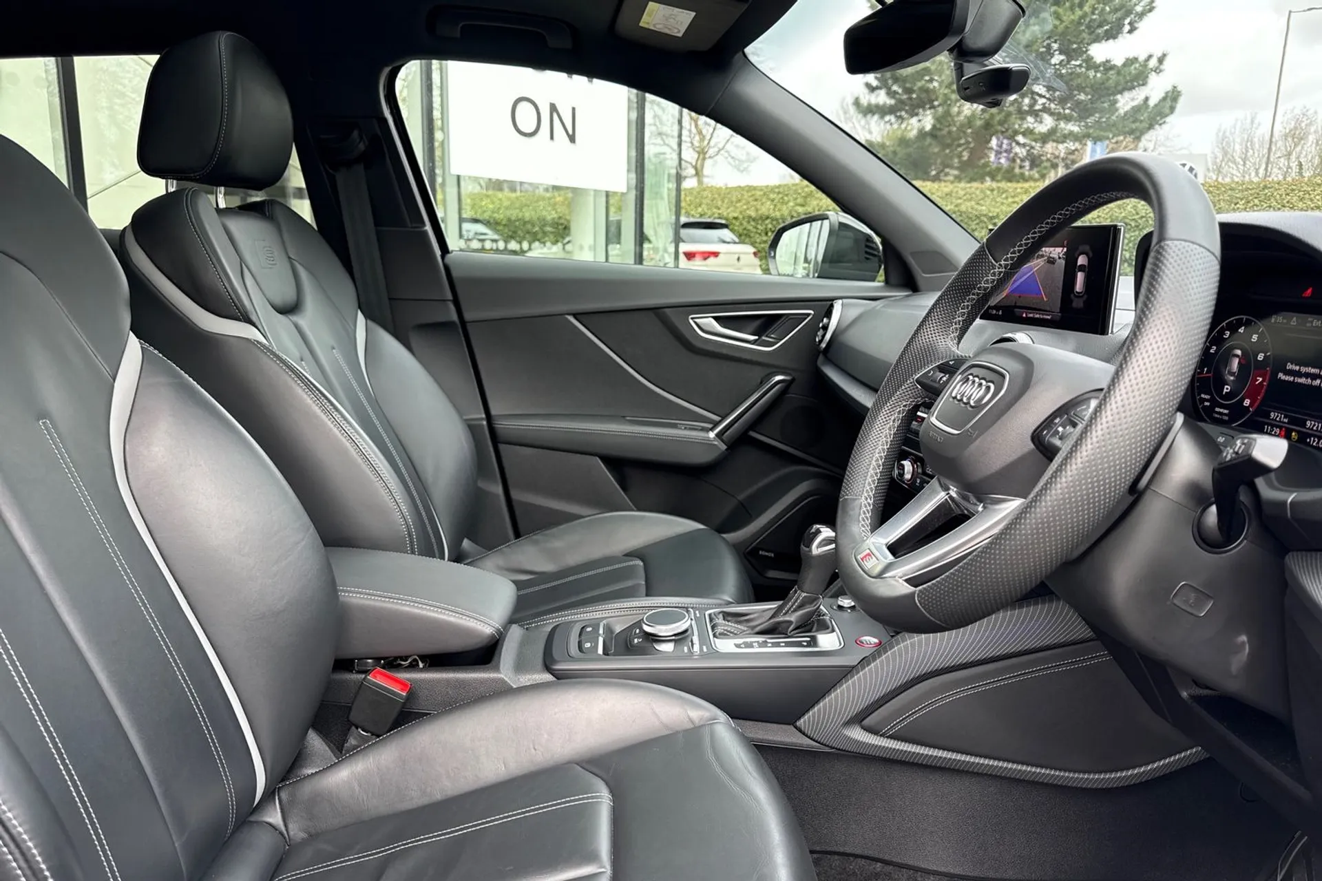 Audi Q2 thumbnail image number 40