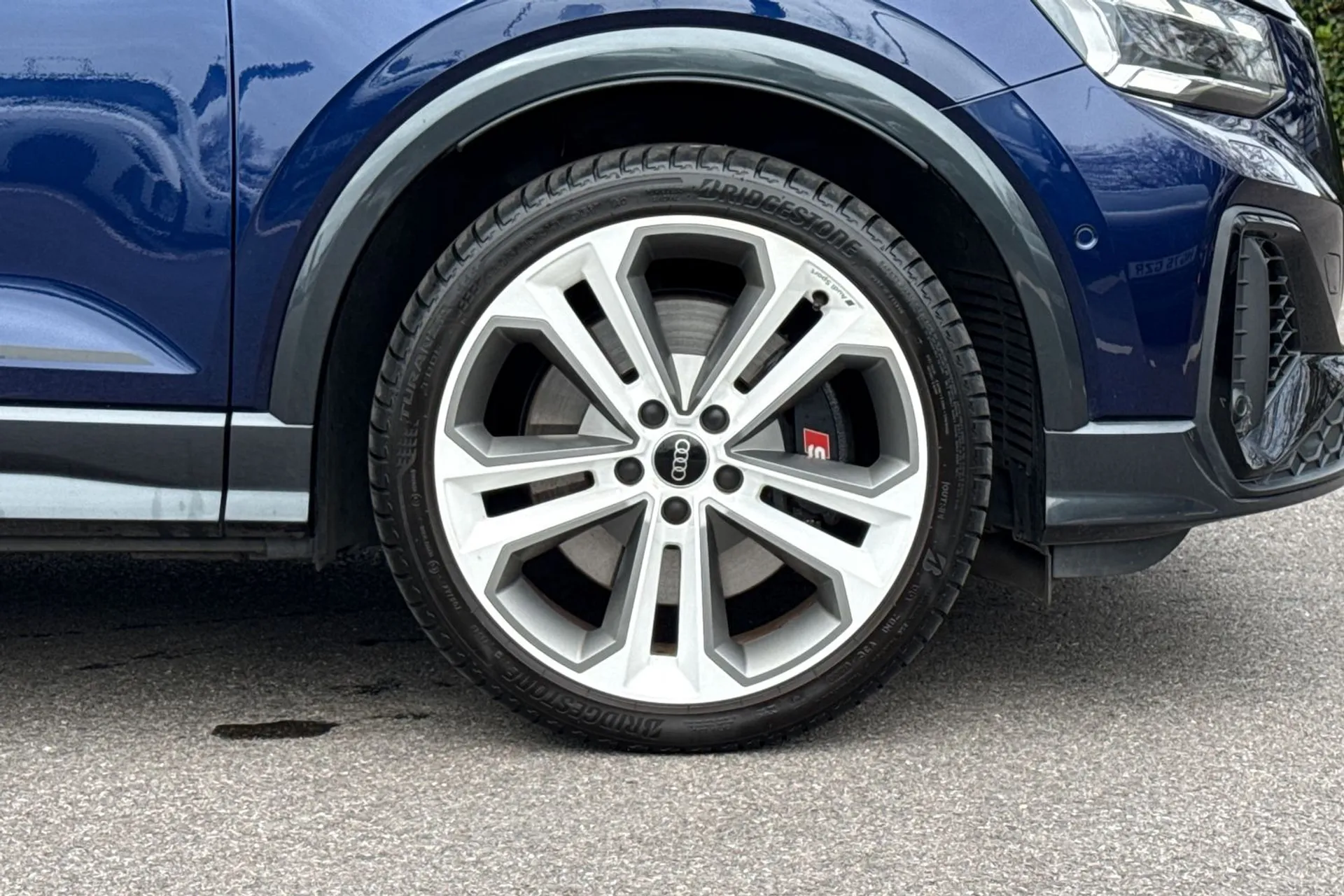 Audi Q2 thumbnail image number 20