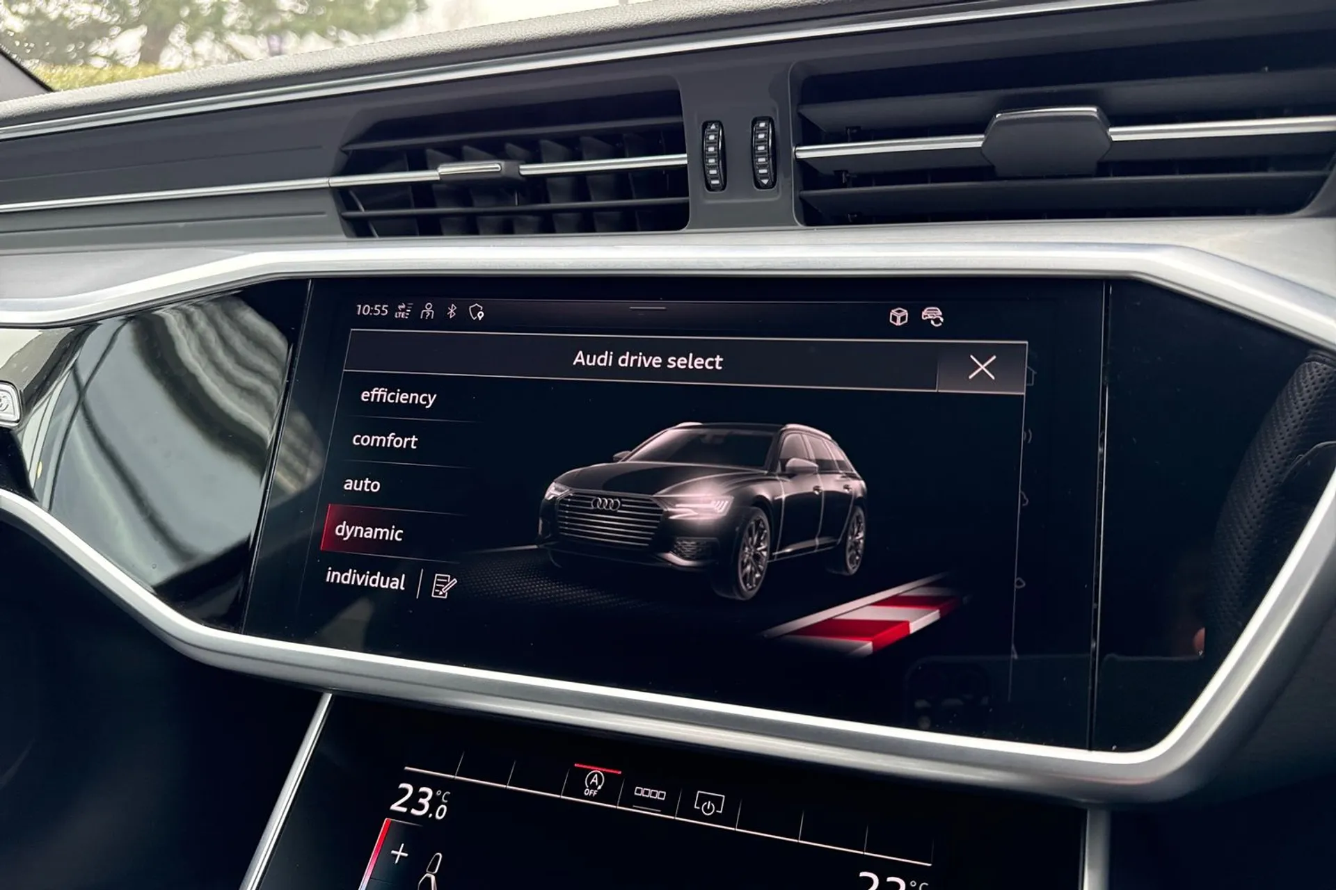 Audi A6 thumbnail image number 21