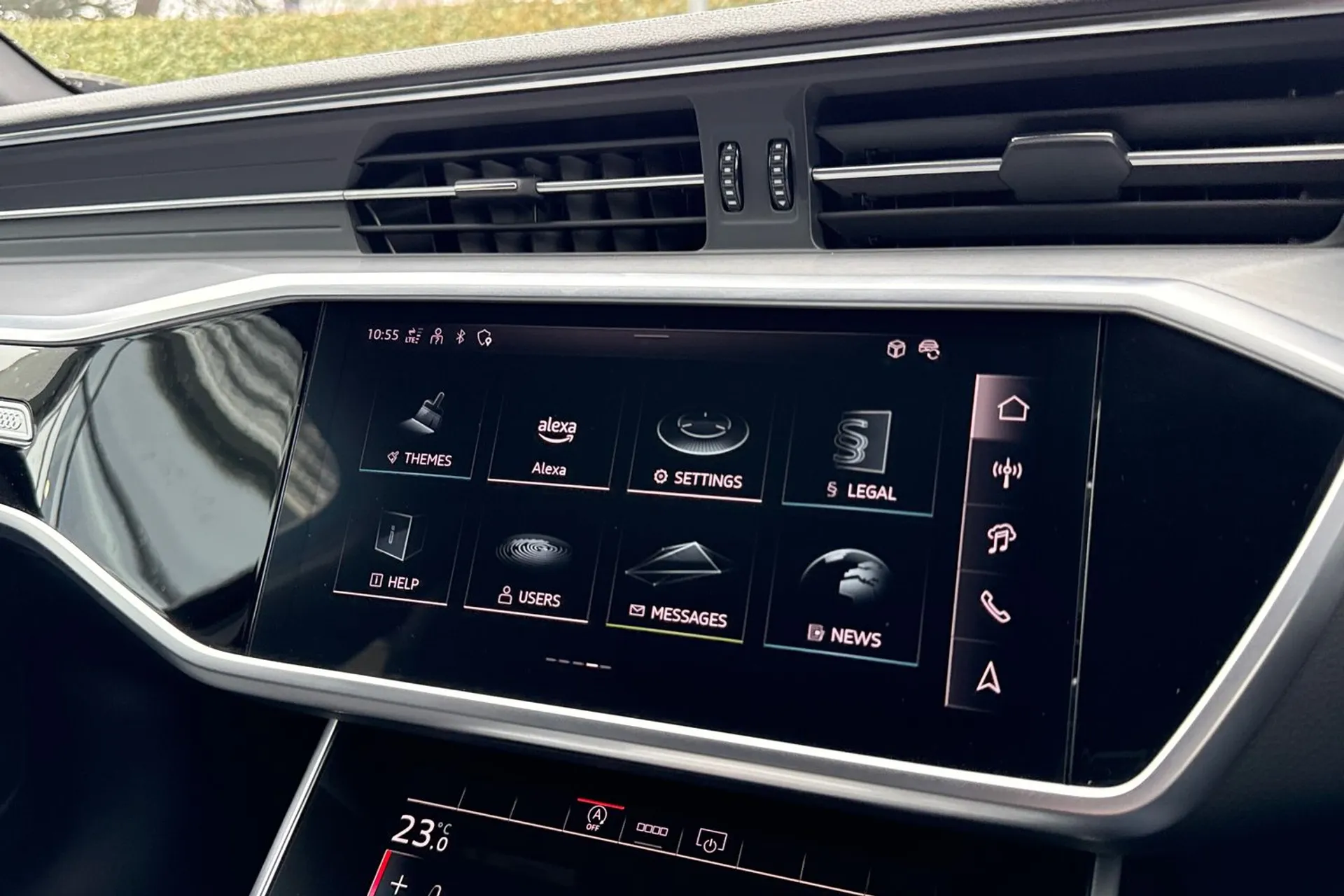 Audi A6 thumbnail image number 30