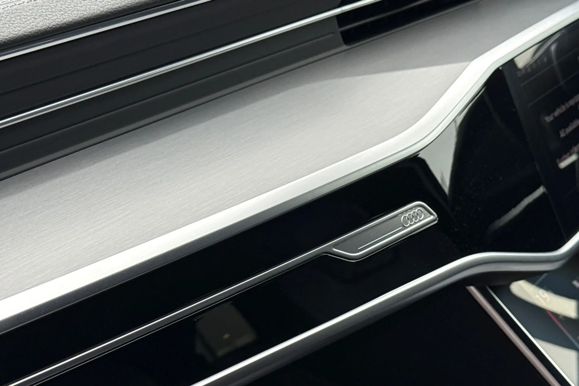 Audi A6 thumbnail image number 49