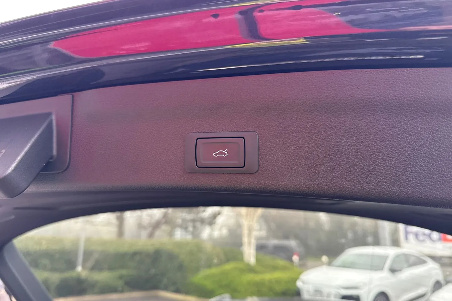 Audi A6 thumbnail image number 35