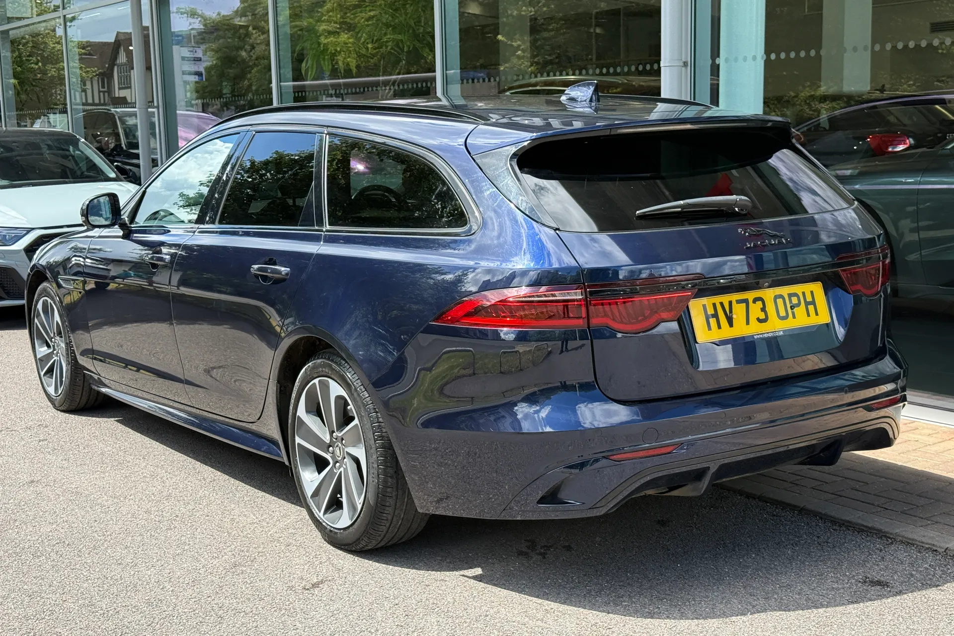 Jaguar XF thumbnail image number 10