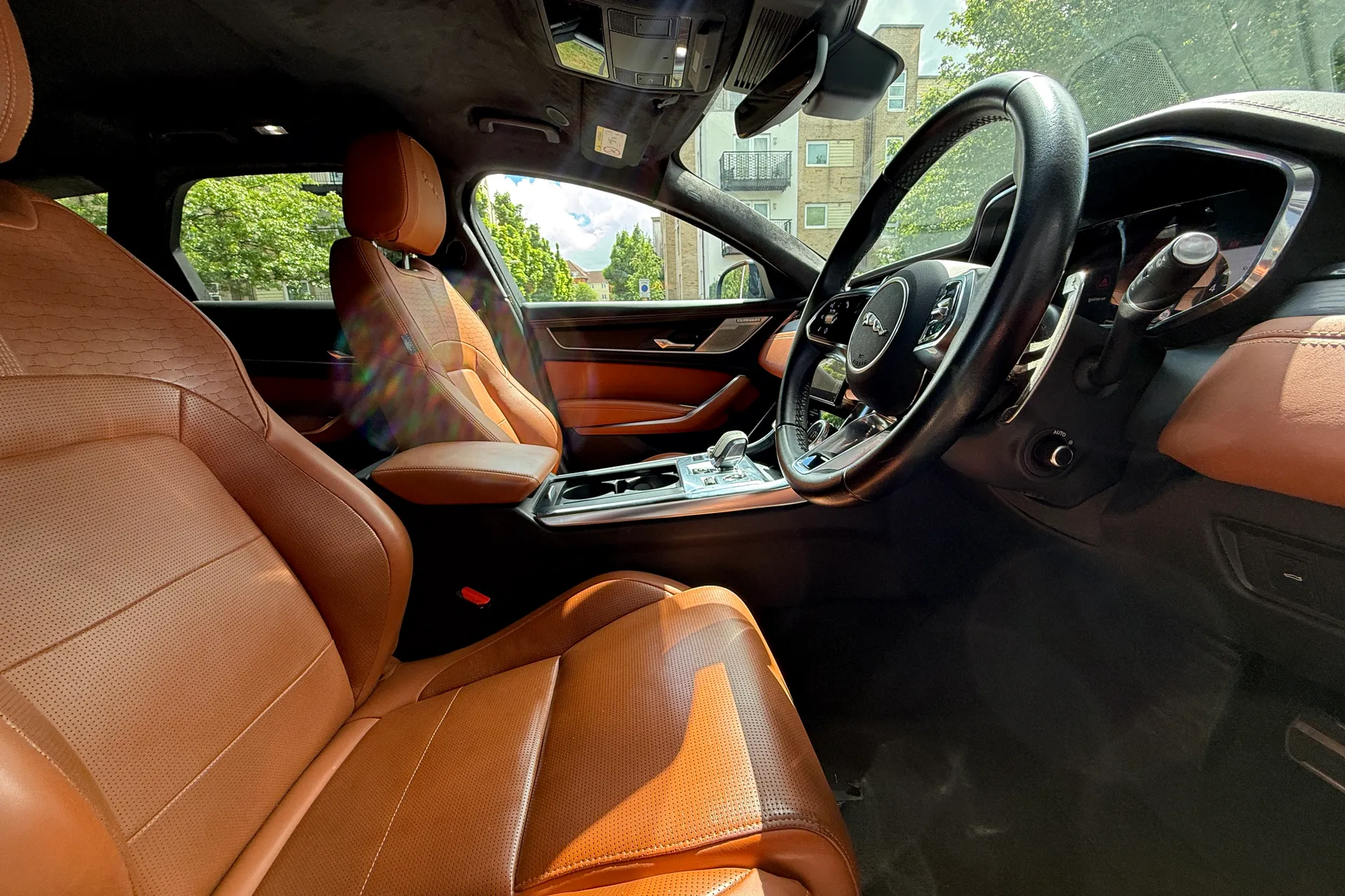 Jaguar XF thumbnail image number 7