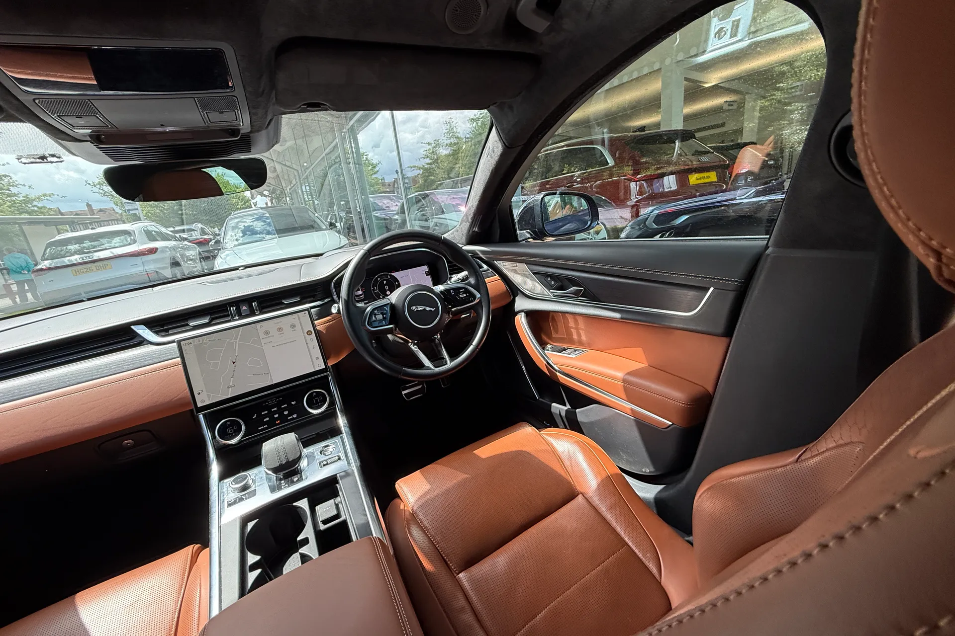Jaguar XF thumbnail image number 19