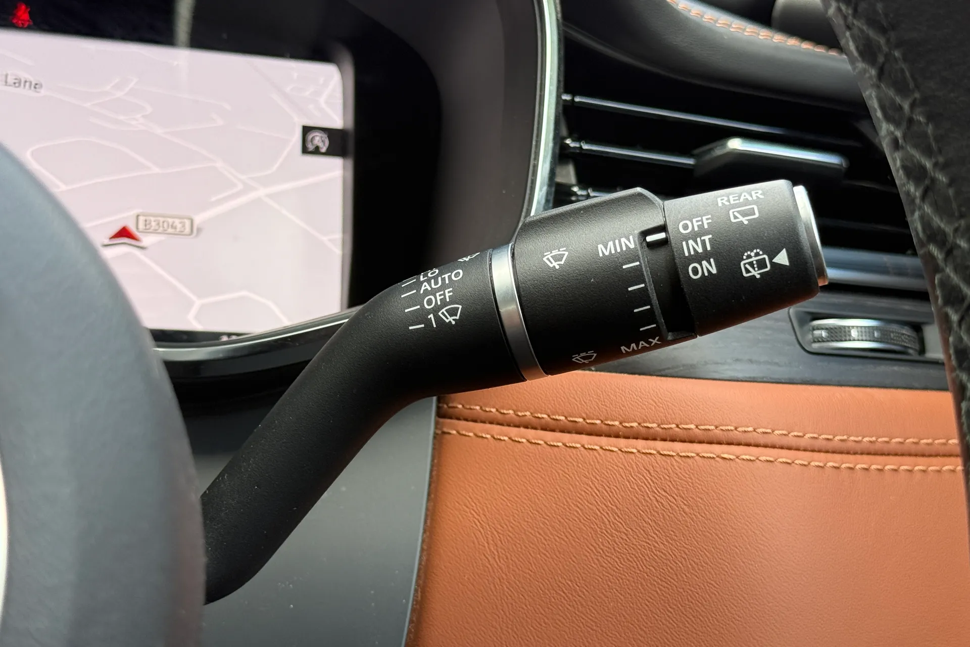 Jaguar XF thumbnail image number 39