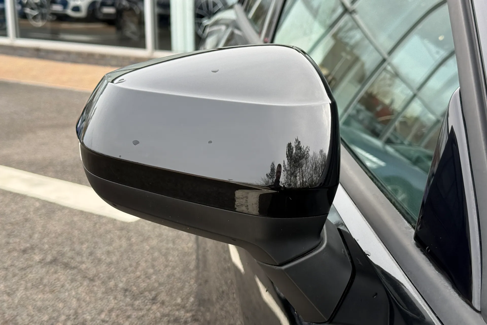 Audi Q2 thumbnail image number 6