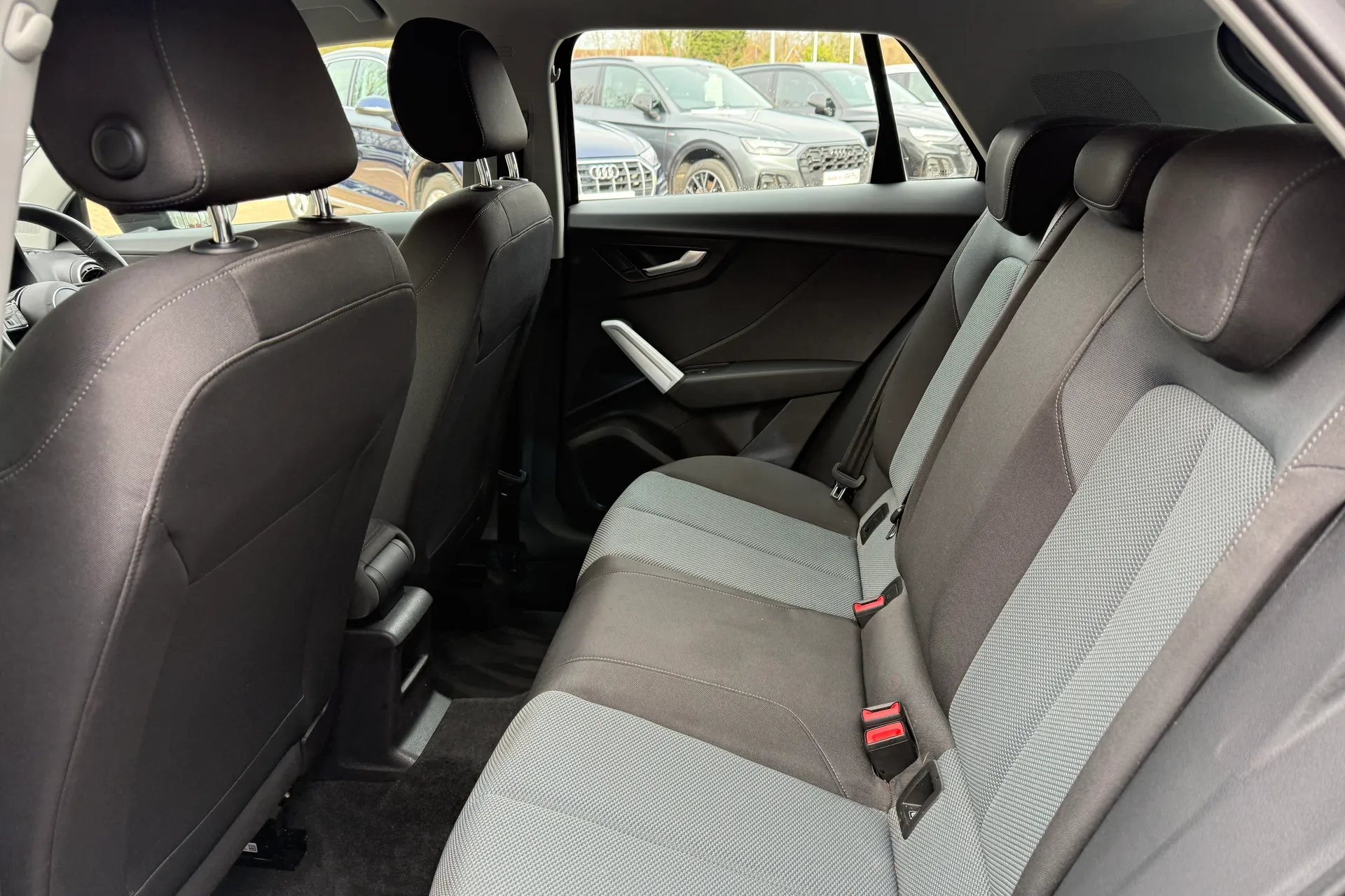 Audi Q2 thumbnail image number 48