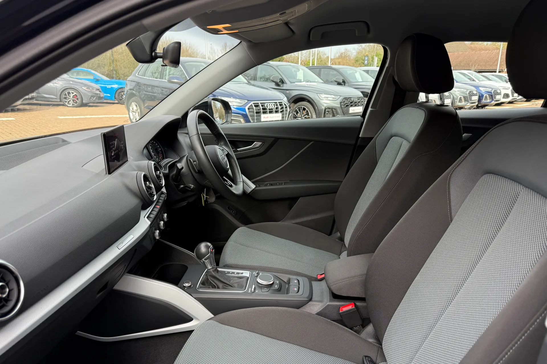 Audi Q2 thumbnail image number 51