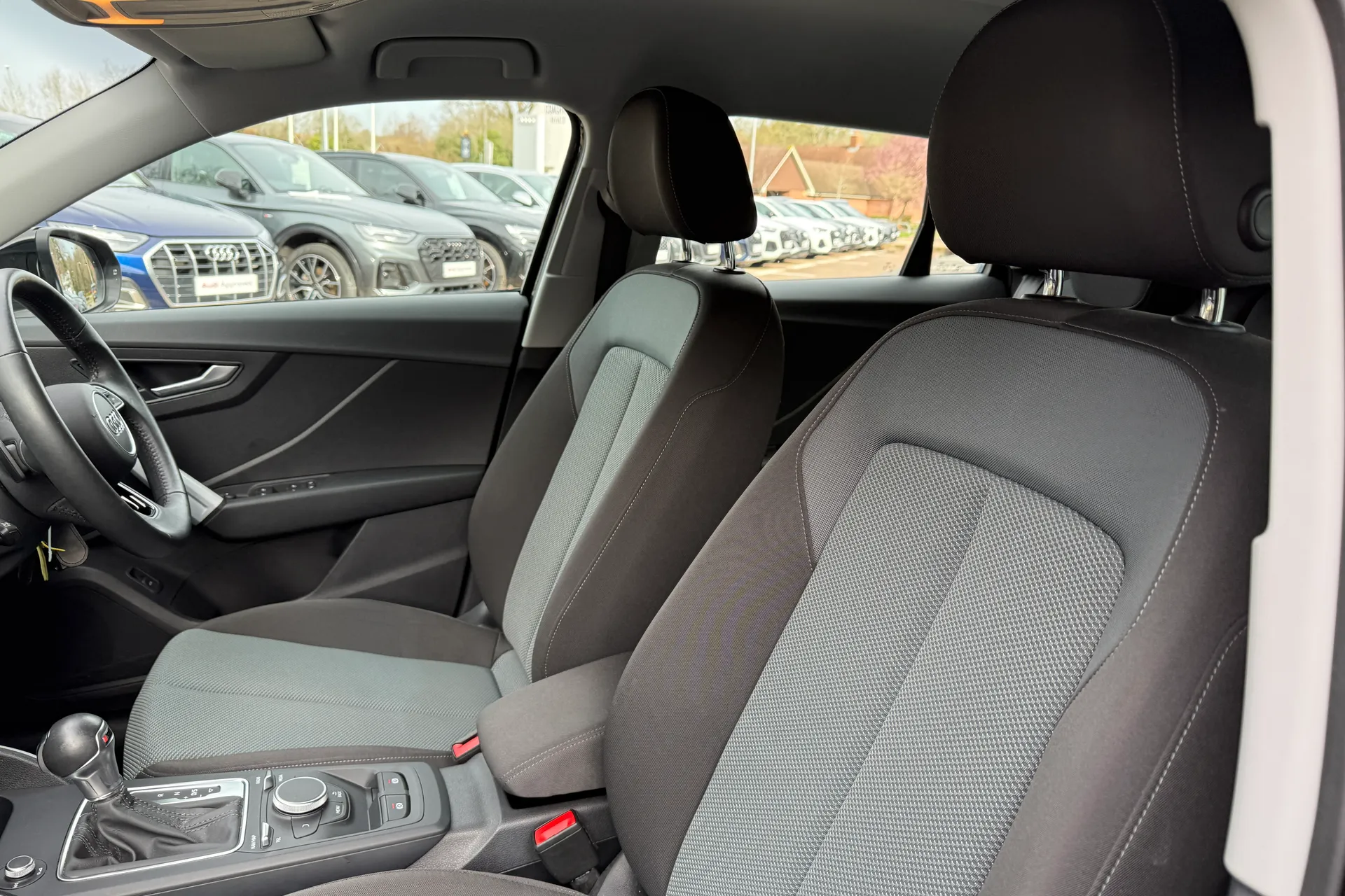 Audi Q2 thumbnail image number 50