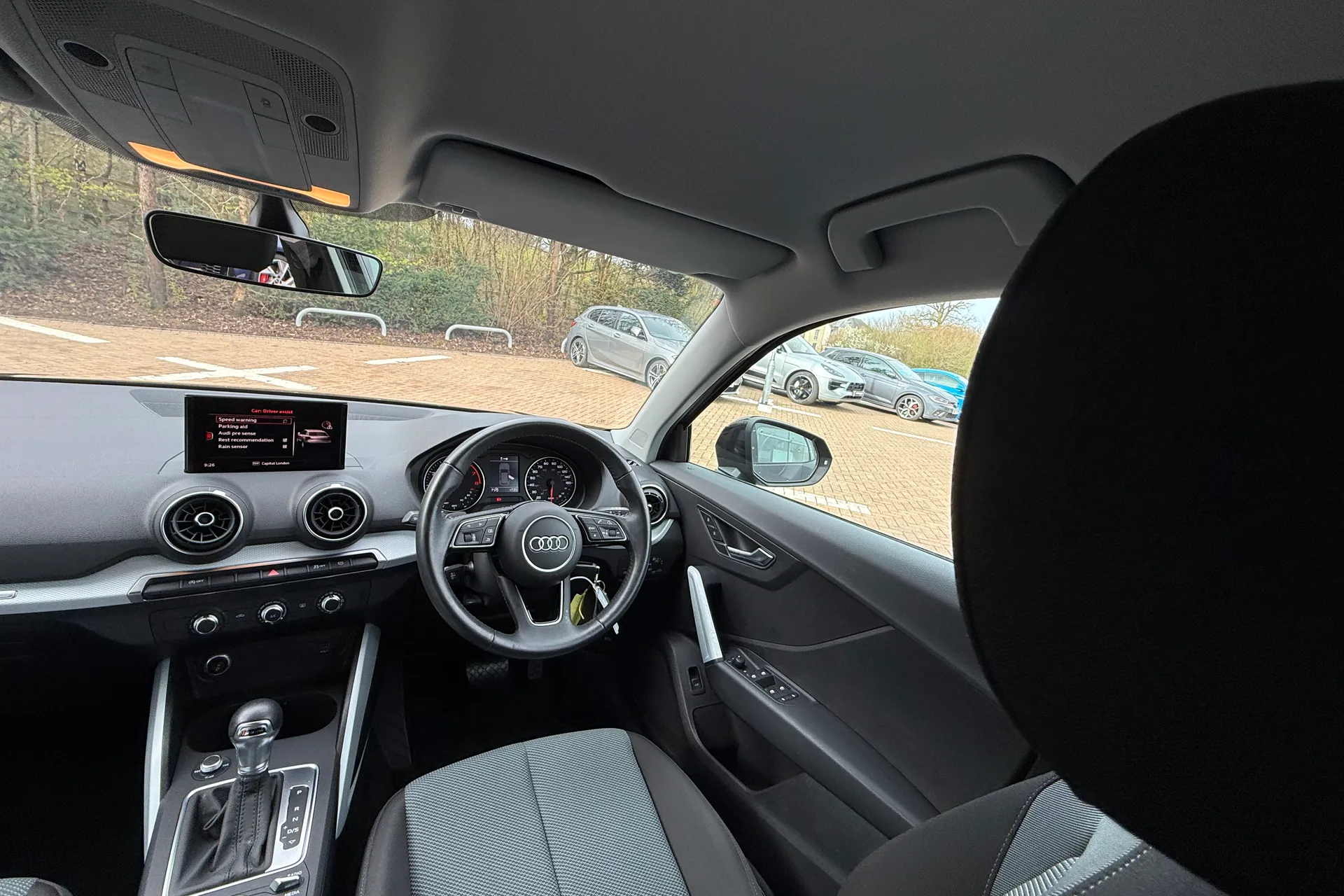 Audi Q2 thumbnail image number 34