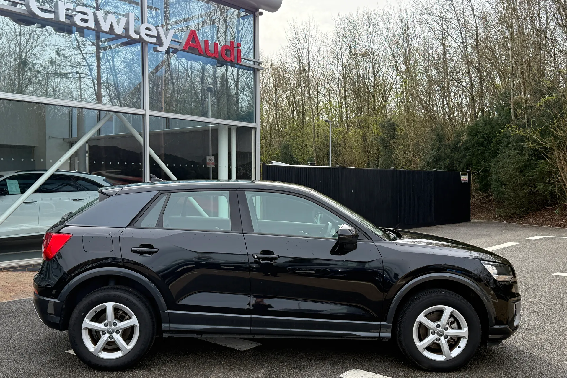 Audi Q2 thumbnail image number 2