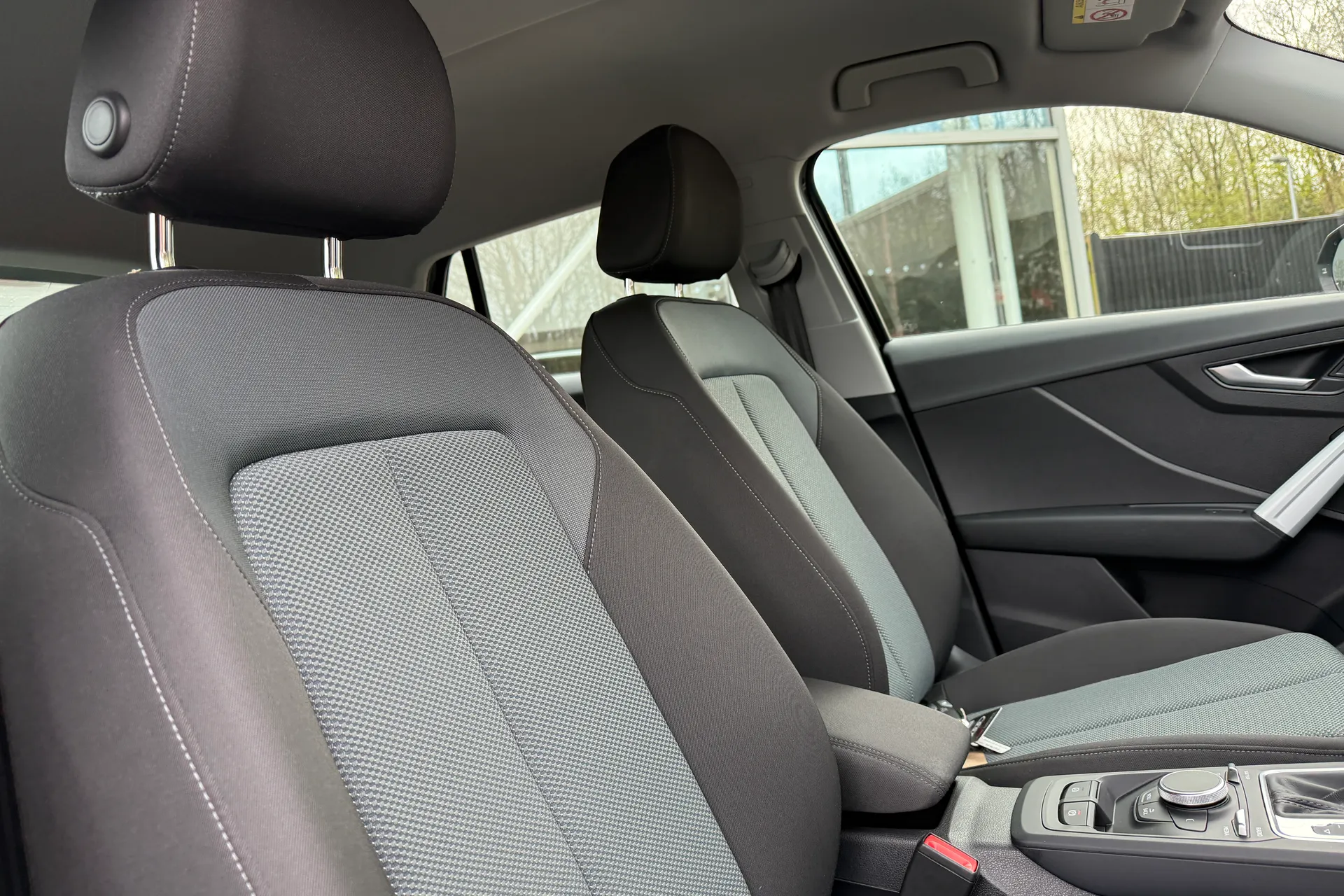 Audi Q2 thumbnail image number 26