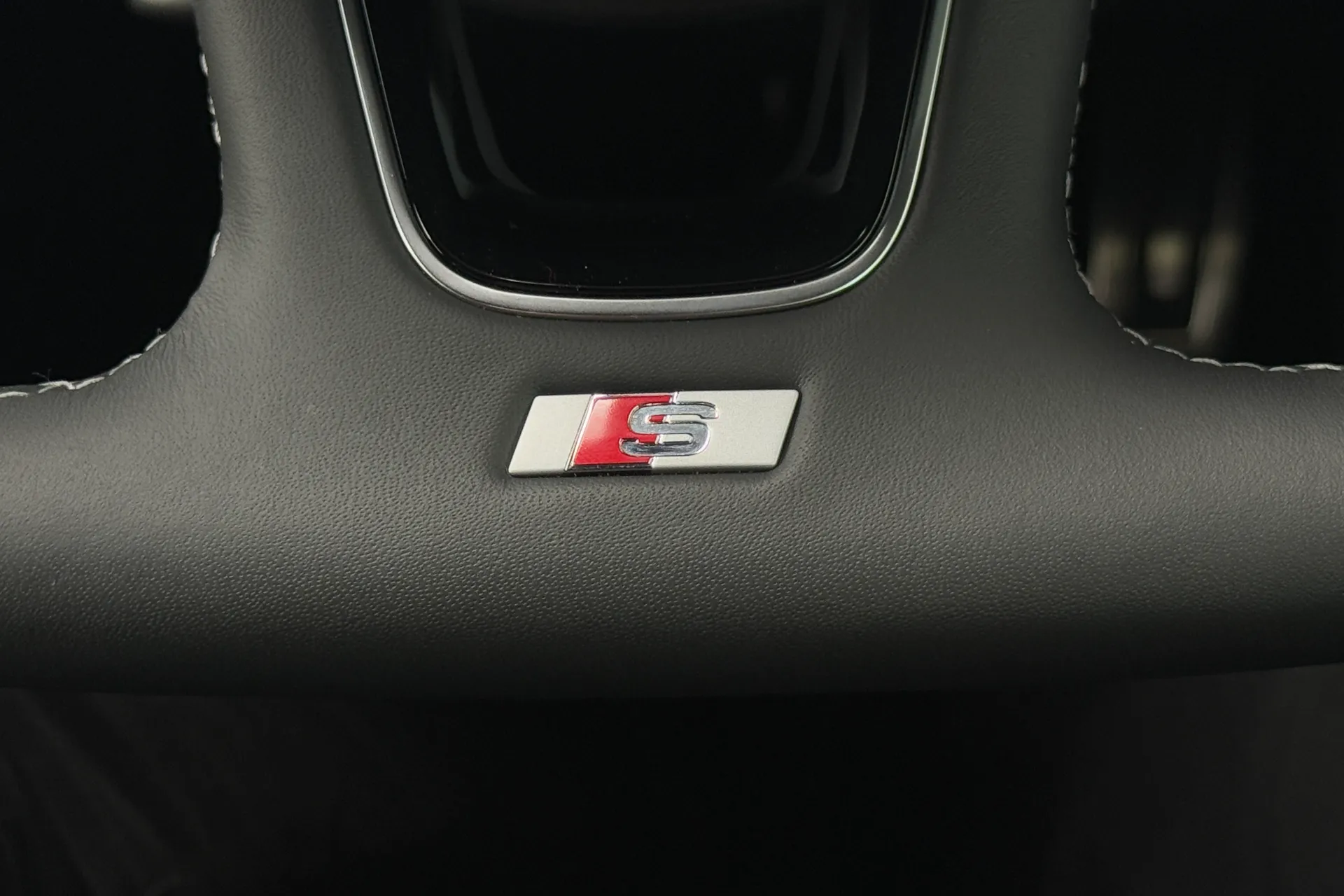 Audi A3 thumbnail image number 16