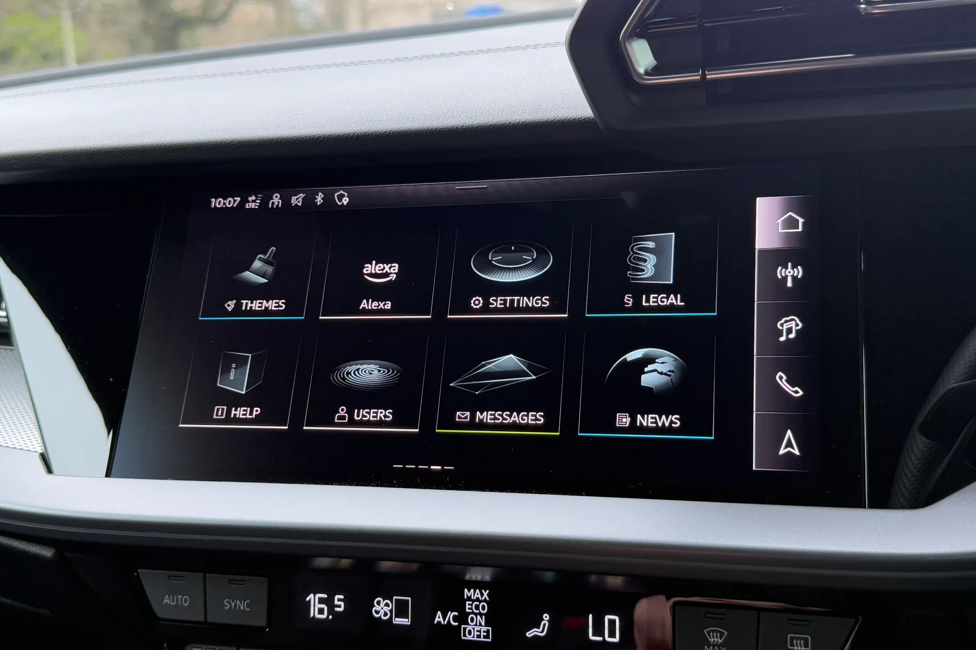 Audi A3 thumbnail image number 21