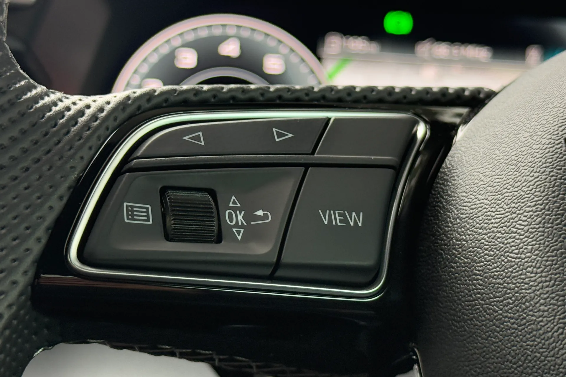 Audi A3 thumbnail image number 15