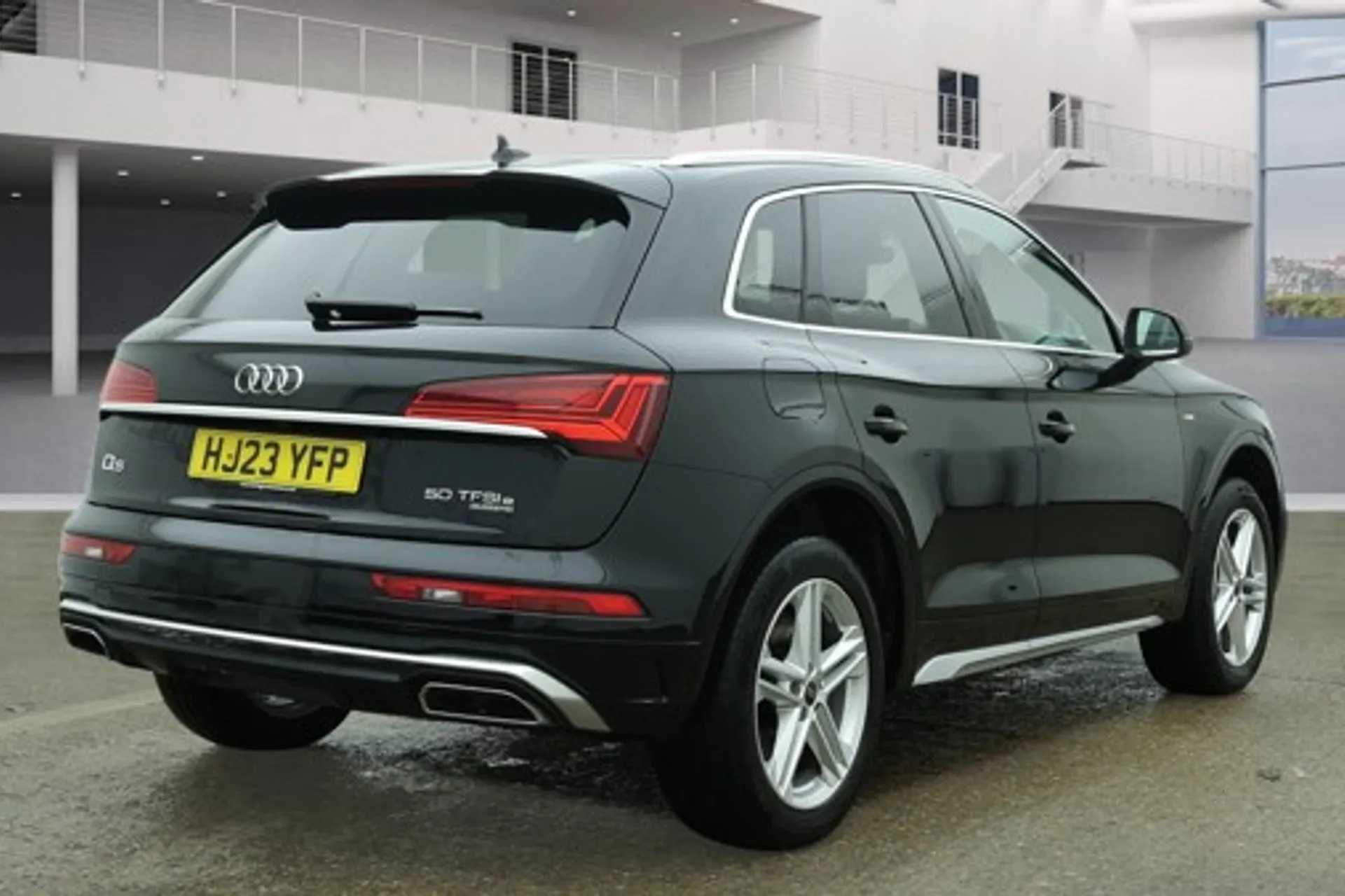 Audi Q5 thumbnail image number 10