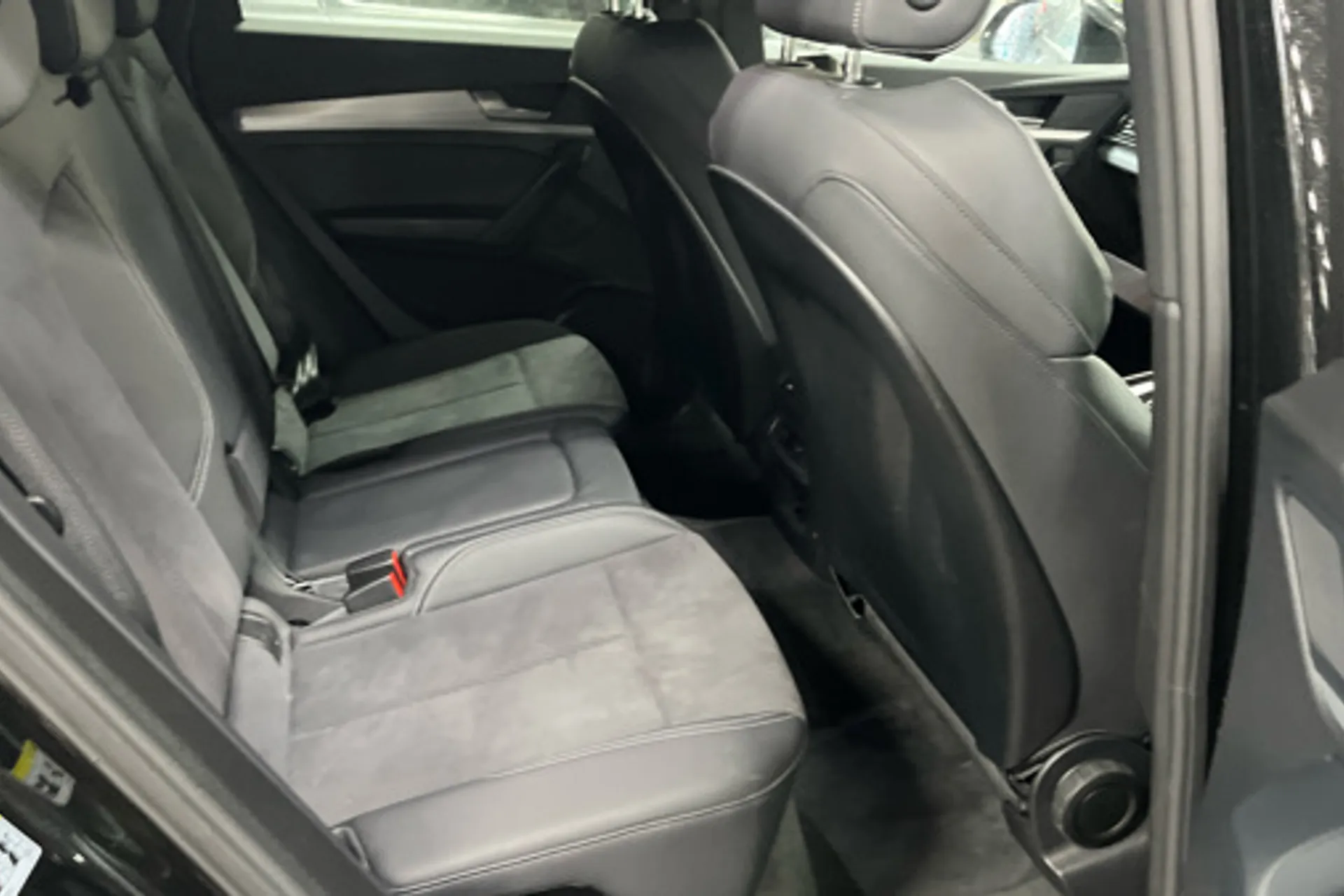 Audi Q5 thumbnail image number 7