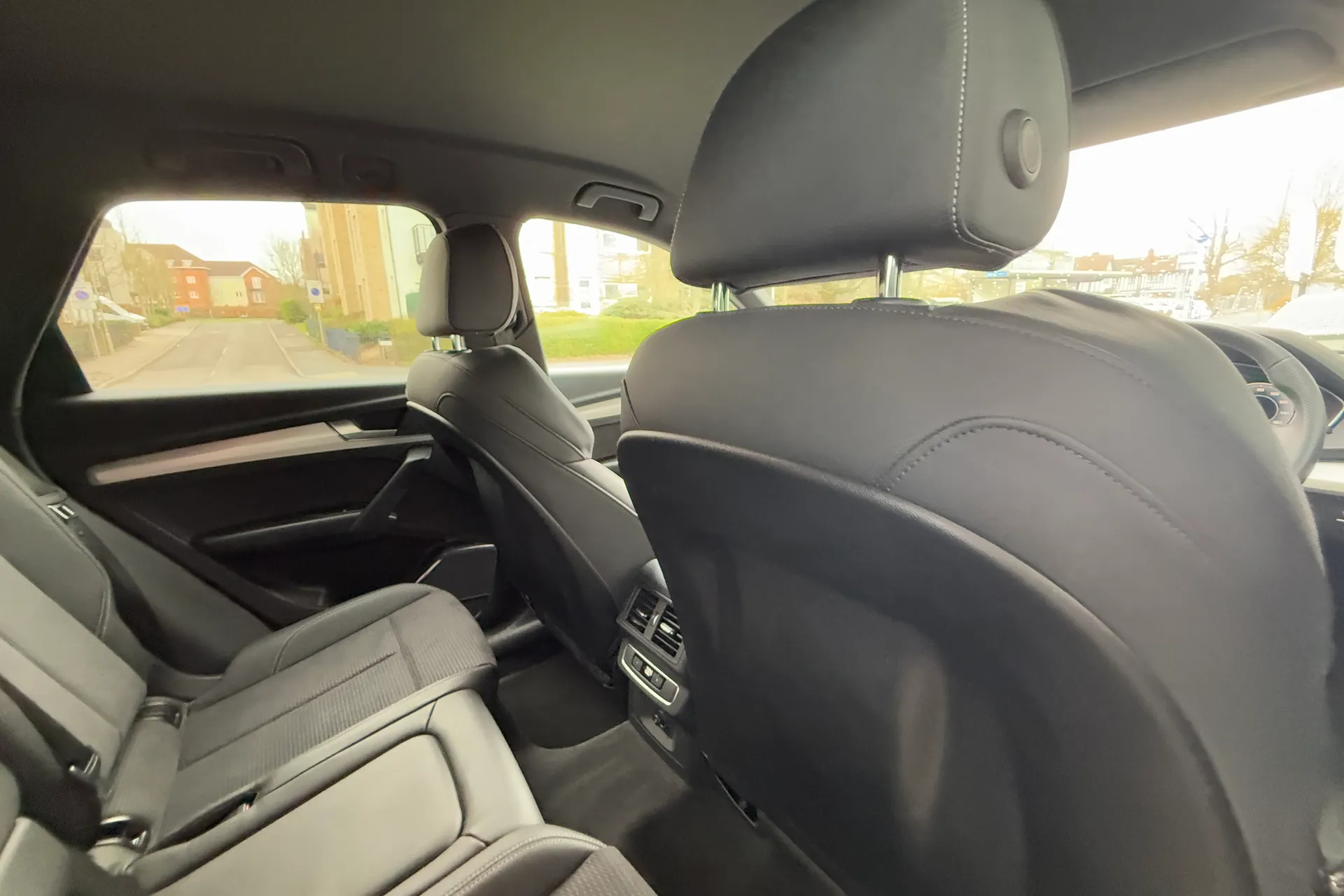 Audi Q5 thumbnail image number 42