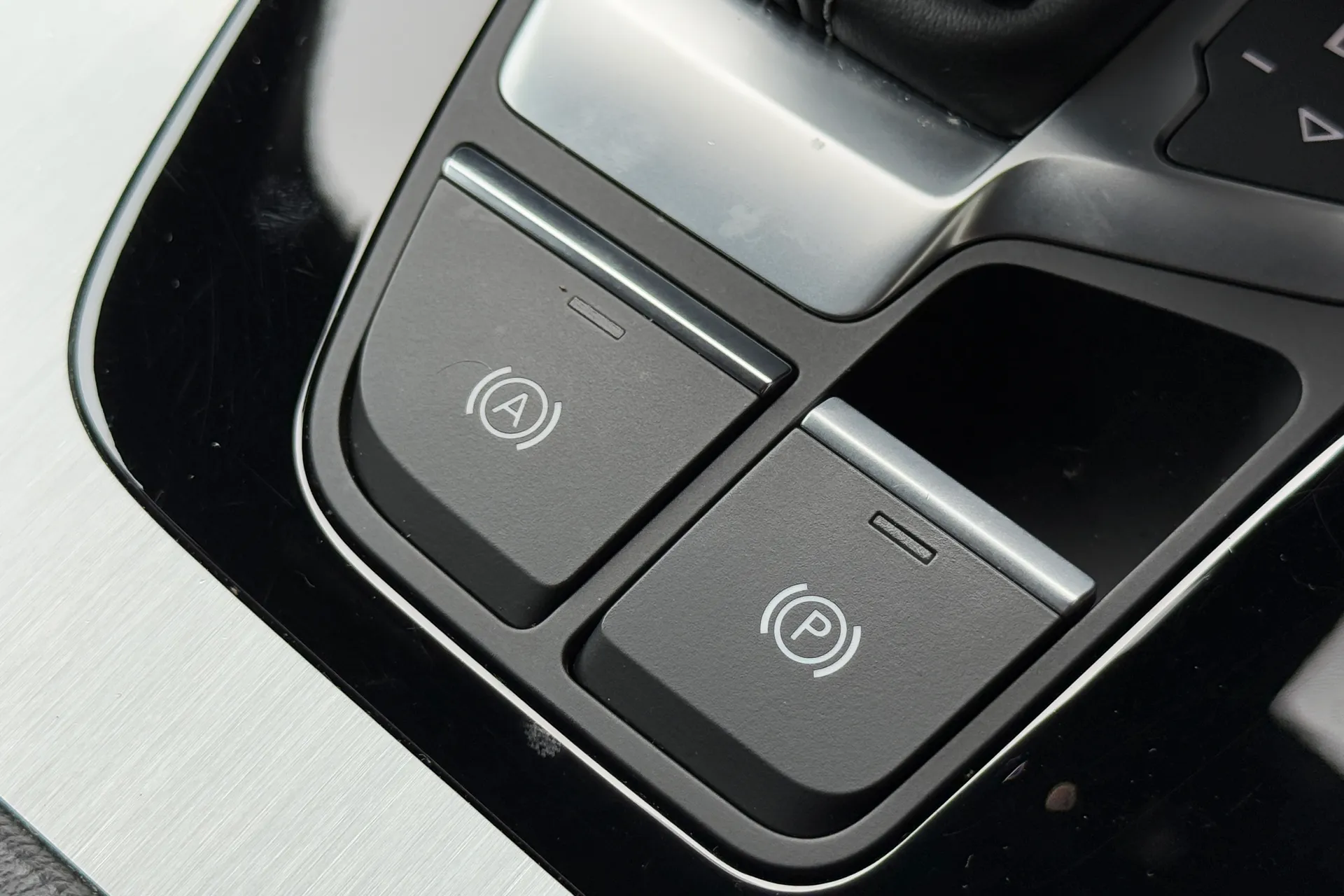 Audi Q5 thumbnail image number 29