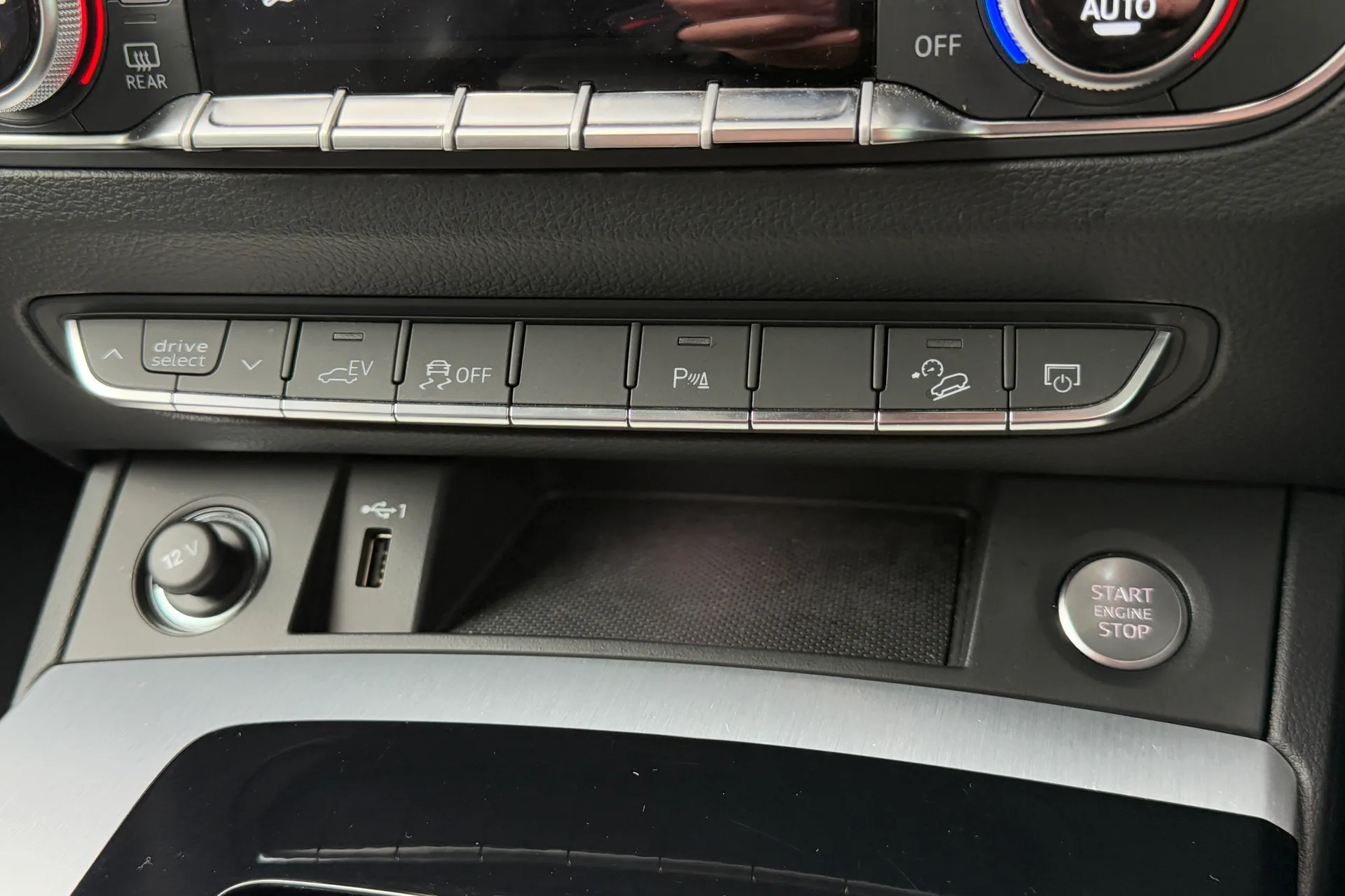 Audi Q5 thumbnail image number 24