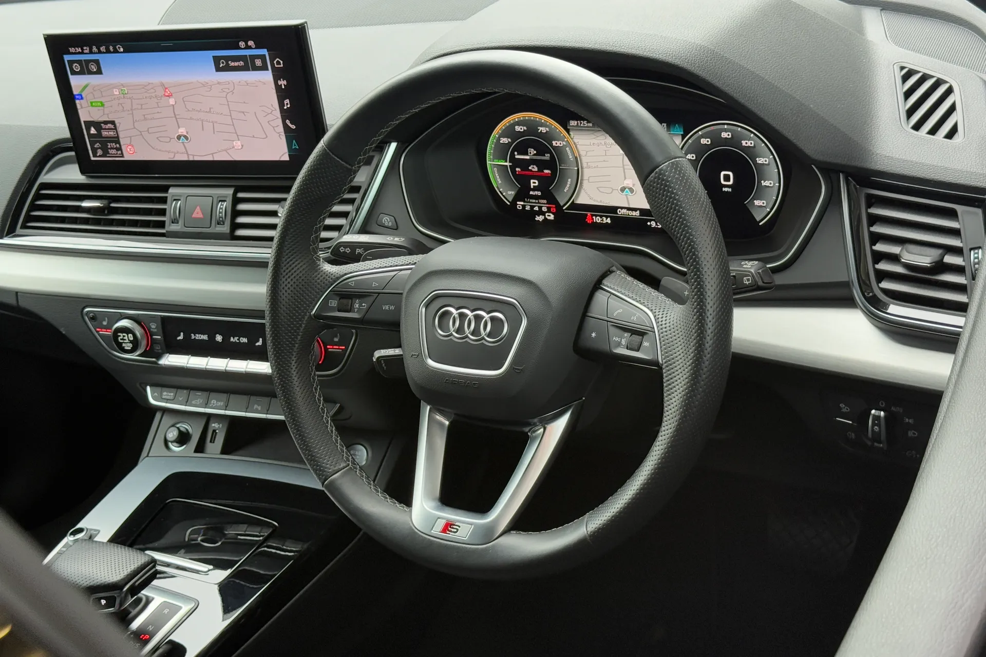 Audi Q5 thumbnail image number 36